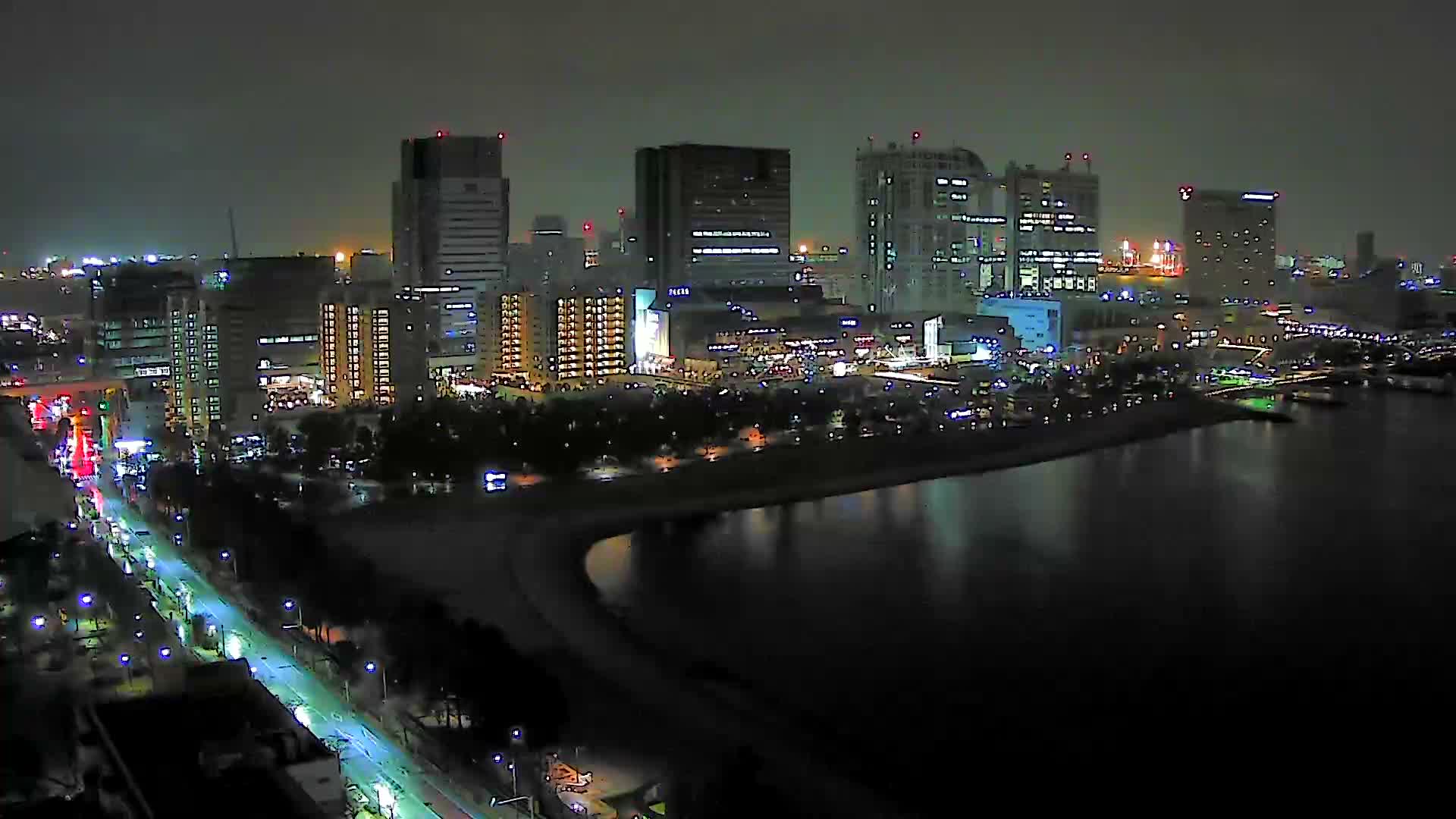 Tokyo, Odaiba Beach & Odaiba Marine Park (東京、お台場ビーチ、お台場海浜公園 ) Live Cam -1 Chome, Daiba, Odaiba, Minato-ku, Tokyo, Kantō, Honshu, Japan