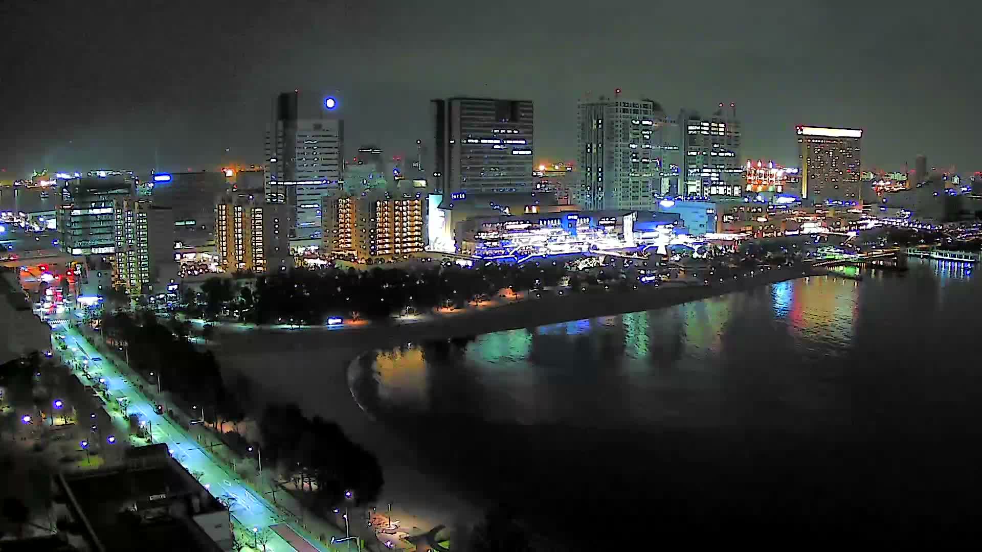 Tokyo, Odaiba Beach & Odaiba Marine Park (東京、お台場ビーチ、お台場海浜公園 ) Live Cam -1 Chome, Daiba, Odaiba, Minato-ku, Tokyo, Kantō, Honshu, Japan