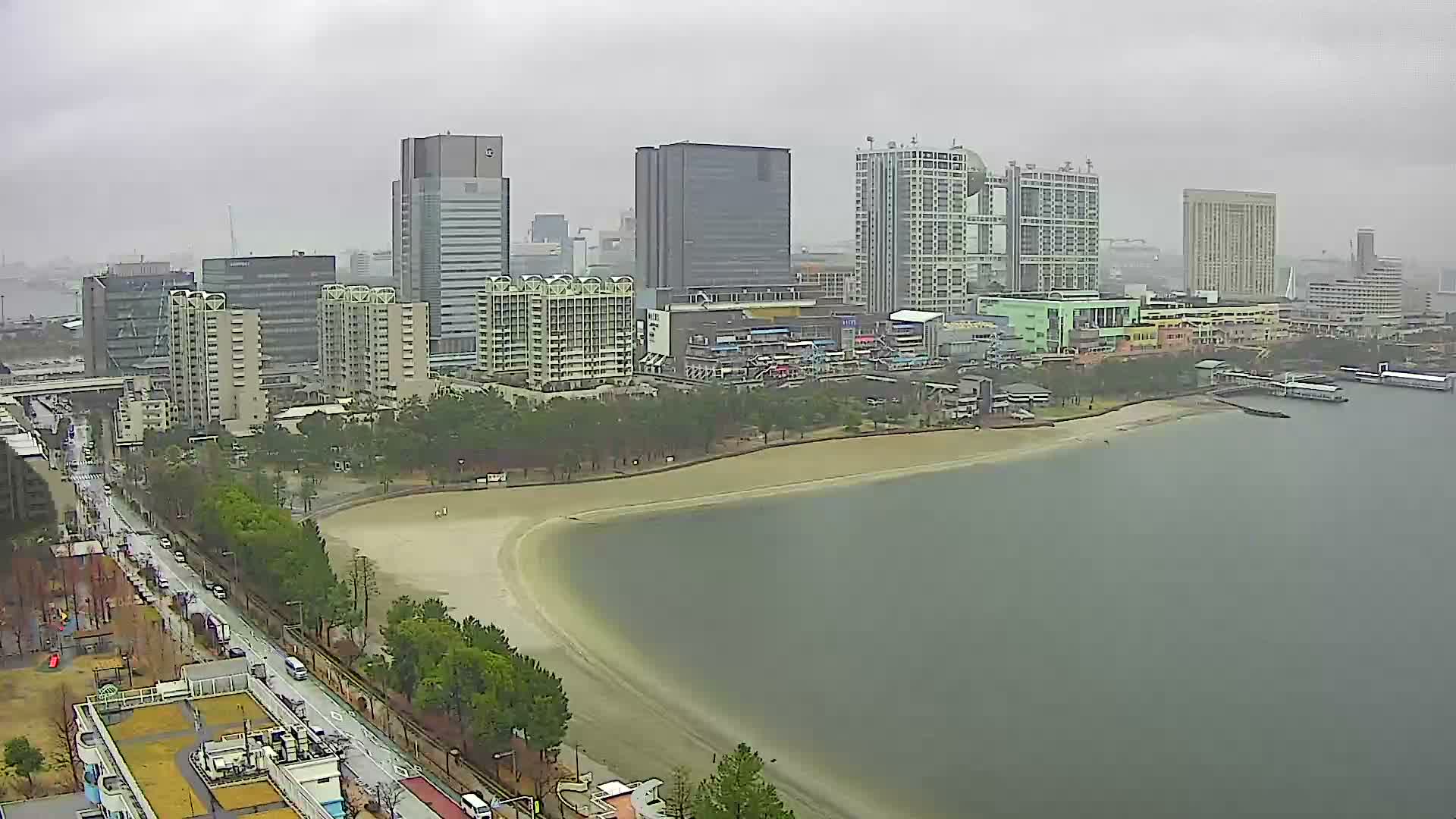 Tokyo, Odaiba Beach & Odaiba Marine Park (東京、お台場ビーチ、お台場海浜公園 ) Live Cam -1 Chome, Daiba, Odaiba, Minato-ku, Tokyo, Kantō, Honshu, Japan