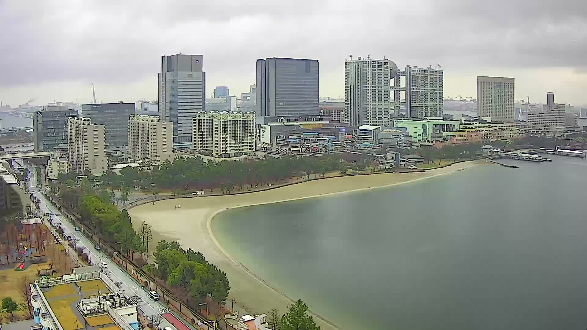 Tokyo, Odaiba Beach & Odaiba Marine Park (東京、お台場ビーチ、お台場海浜公園 ) Live Cam -1 Chome, Daiba, Odaiba, Minato-ku, Tokyo, Kantō, Honshu, Japan
