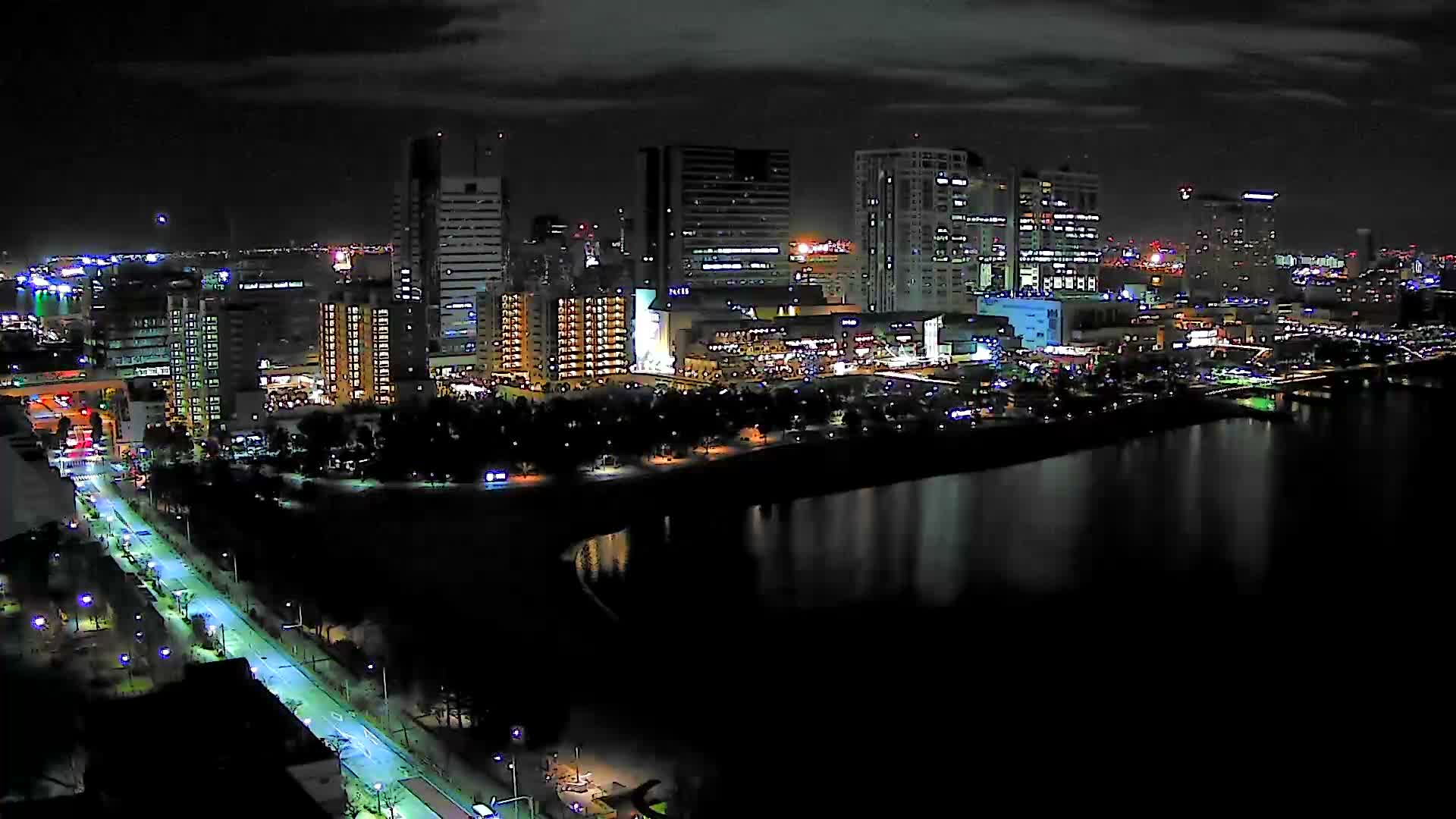 Tokyo, Odaiba Beach & Odaiba Marine Park (東京、お台場ビーチ、お台場海浜公園 ) Live Cam -1 Chome, Daiba, Odaiba, Minato-ku, Tokyo, Kantō, Honshu, Japan