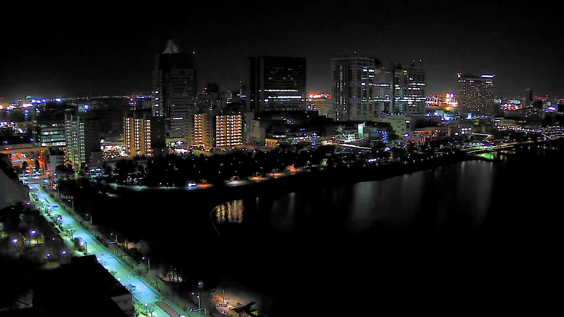 Tokyo, Odaiba Beach & Odaiba Marine Park (東京、お台場ビーチ、お台場海浜公園 ) Live Cam -1 Chome, Daiba, Odaiba, Minato-ku, Tokyo, Kantō, Honshu, Japan