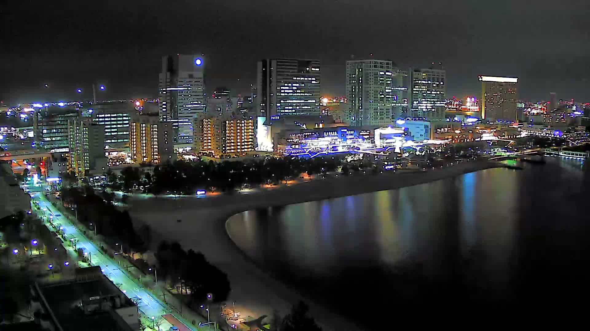 Tokyo, Odaiba Beach & Odaiba Marine Park (東京、お台場ビーチ、お台場海浜公園 ) Live Cam -1 Chome, Daiba, Odaiba, Minato-ku, Tokyo, Kantō, Honshu, Japan