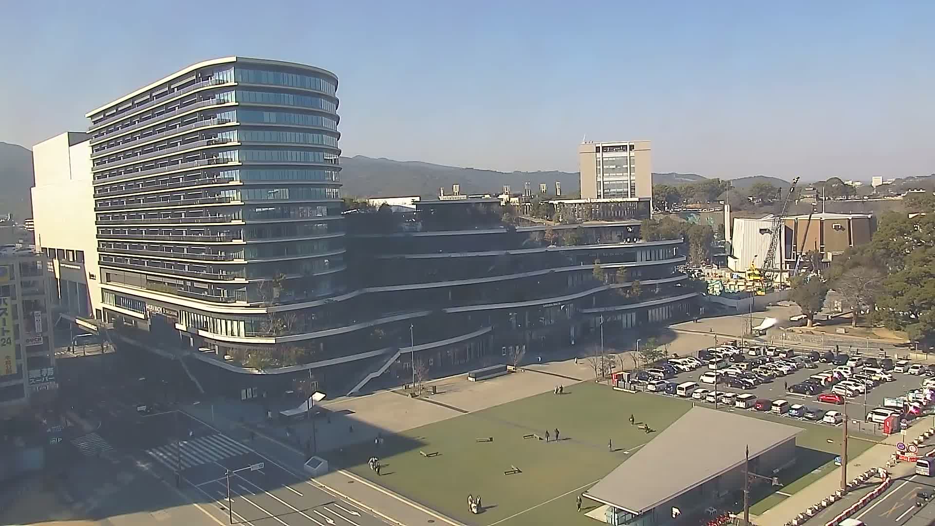 Kumamoto, Sakuramachi Kumamoto Mall & Hanabata Plaza Square ( 熊本・サクラマチクマモトモール＆花畑プラザ広場)  Live Cam - Shinshigai, Chuo Ward, Kumamoto, Kyushu, Japan
