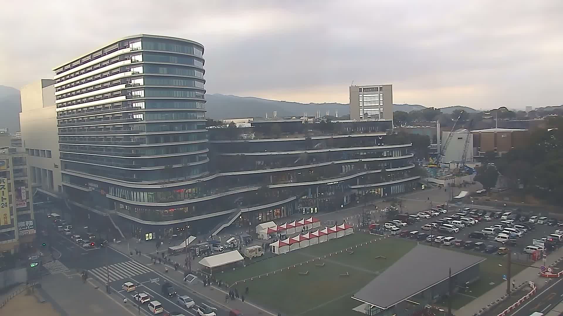 Kumamoto, Sakuramachi Kumamoto Mall & Hanabata Plaza Square ( 熊本・サクラマチクマモトモール＆花畑プラザ広場)  Live Cam - Shinshigai, Chuo Ward, Kumamoto, Kyushu, Japan