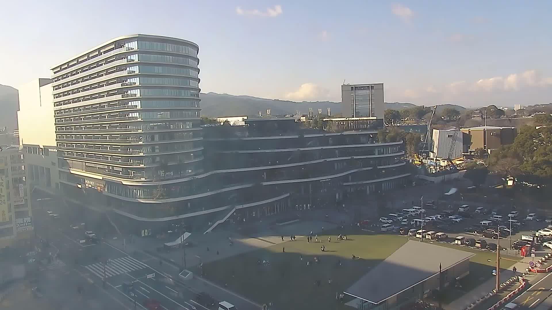 Kumamoto, Sakuramachi Kumamoto Mall & Hanabata Plaza Square ( 熊本・サクラマチクマモトモール＆花畑プラザ広場)  Live Cam - Shinshigai, Chuo Ward, Kumamoto, Kyushu, Japan