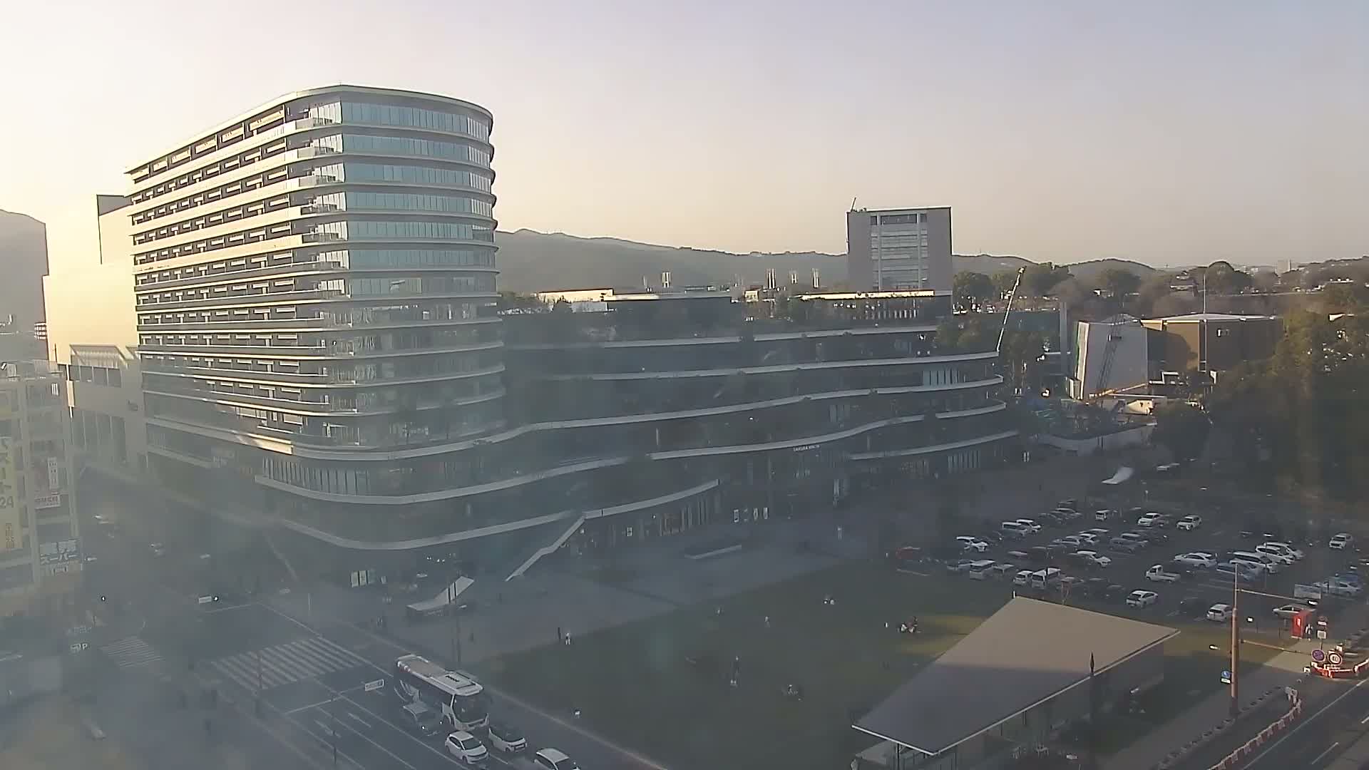 Kumamoto, Sakuramachi Kumamoto Mall & Hanabata Plaza Square ( 熊本・サクラマチクマモトモール＆花畑プラザ広場)  Live Cam - Shinshigai, Chuo Ward, Kumamoto, Kyushu, Japan