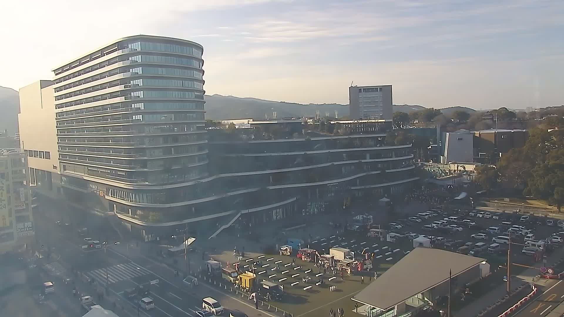 Kumamoto, Sakuramachi Kumamoto Mall & Hanabata Plaza Square ( 熊本・サクラマチクマモトモール＆花畑プラザ広場)  Live Cam - Shinshigai, Chuo Ward, Kumamoto, Kyushu, Japan