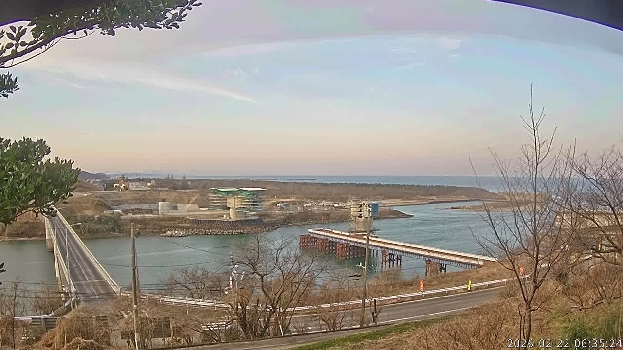 Niigata, Teradomari, Shinano River & Teradomari Coast Live Cam - Teradomarinozumi, Nagaoka, Niigata, Chubu, Japan