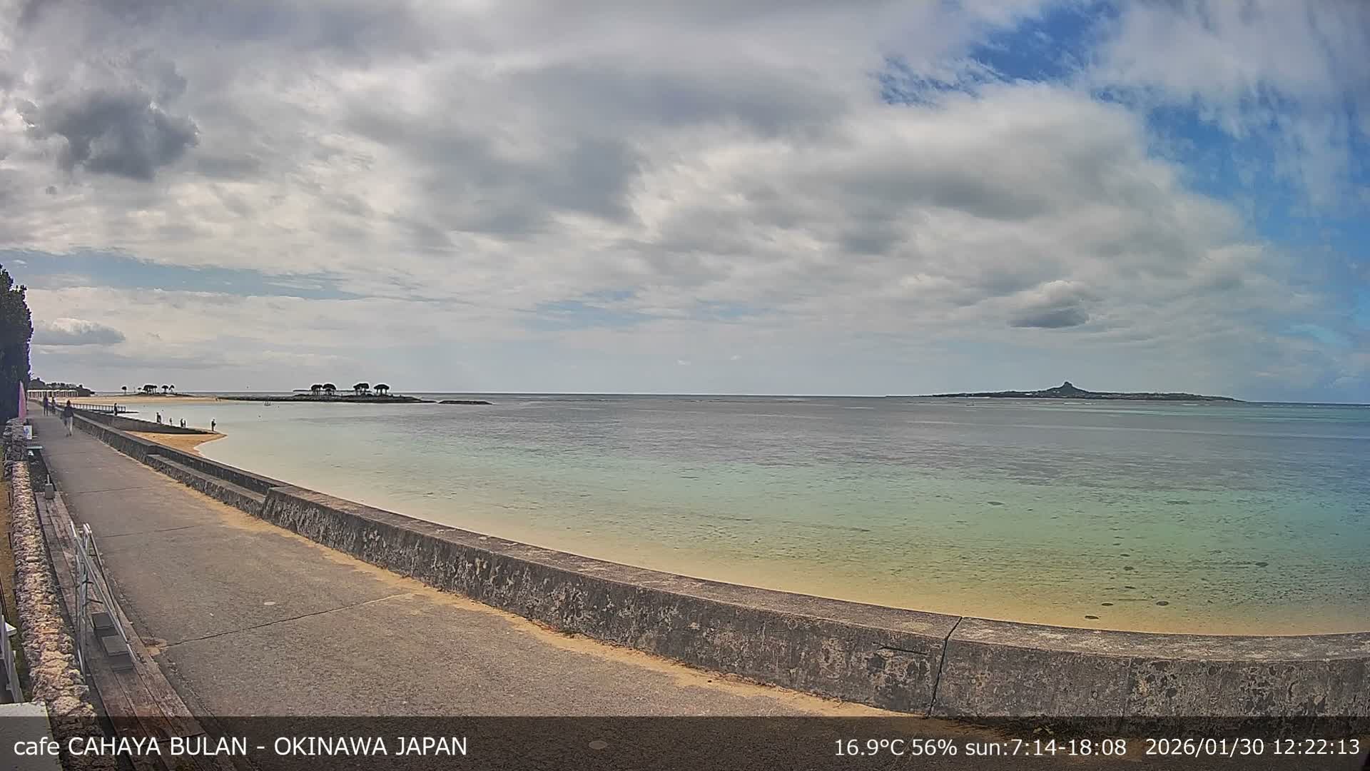 Okinawa Island, Motobu Bise Beach & Ie Island View ( 沖縄本島、本部町備瀬ビーチ、伊江島の景色 ) Live Cam - Bise, Motobu, Kunigami, Okinawa, Kyushu, Japan