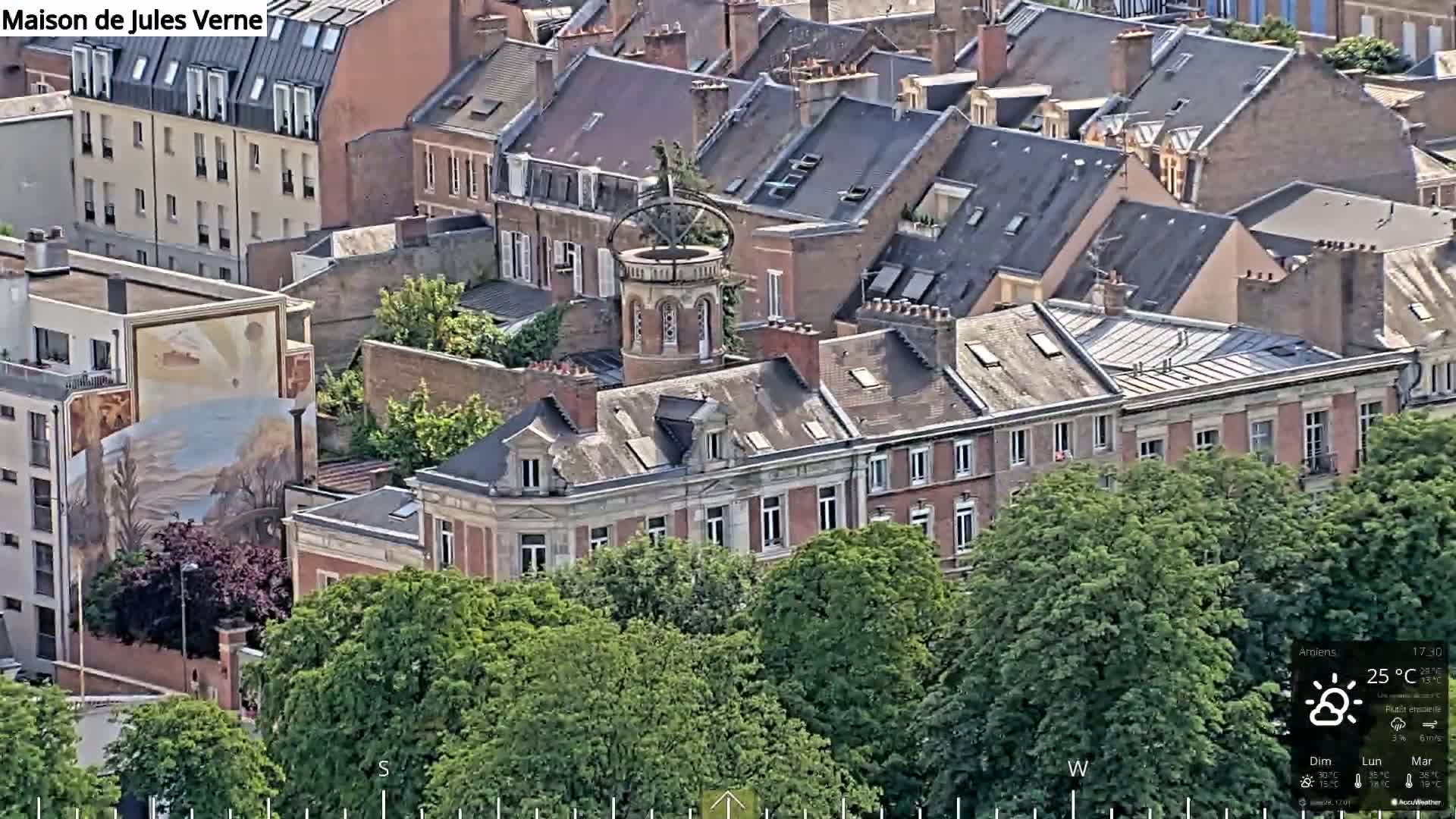 Amiens City Panaromic Skyline PTZ Live Cam - Amiens, Somme, Hauts-de-France, France