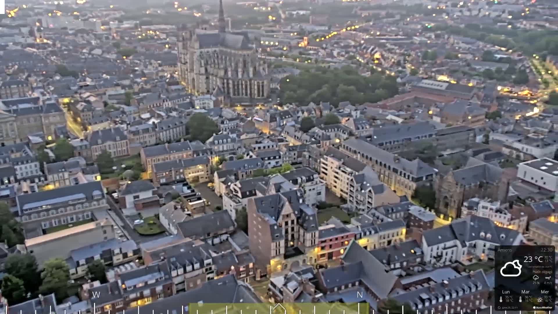 Amiens City Panaromic Skyline PTZ Live Cam - Amiens, Somme, Hauts-de-France, France