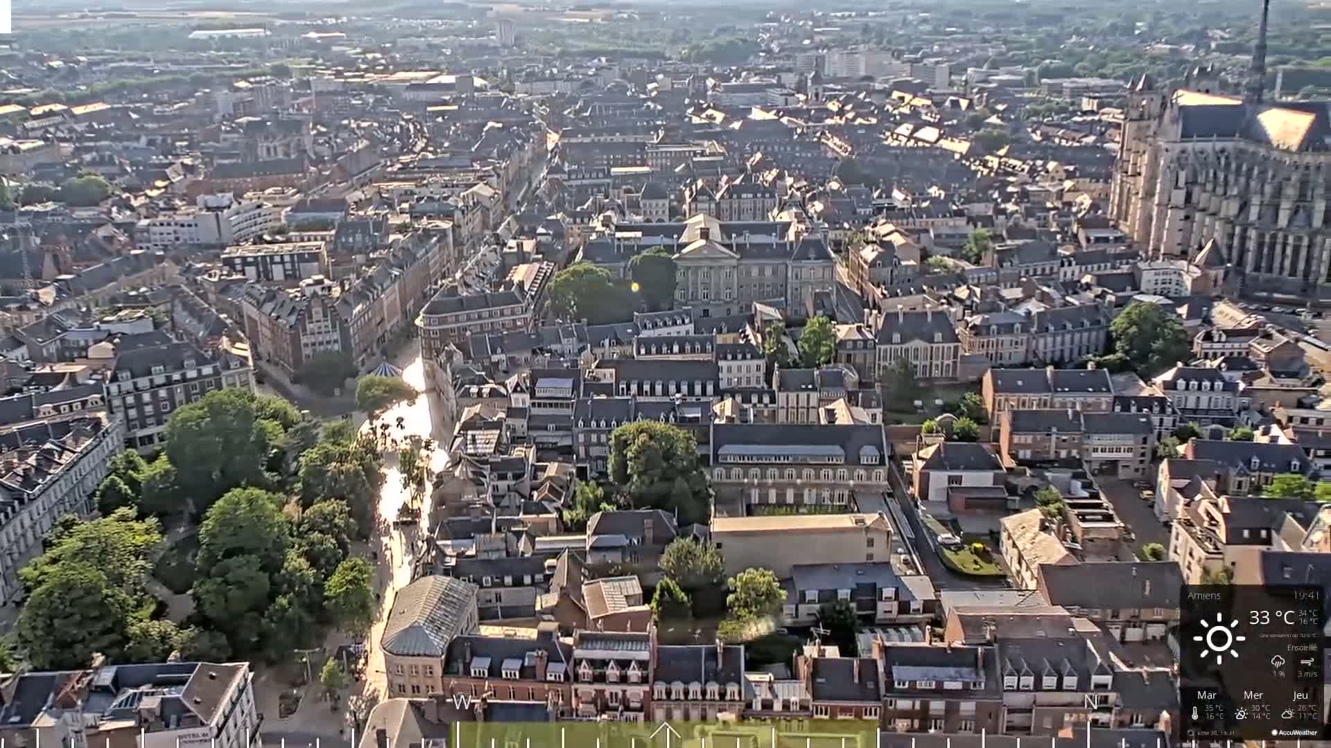 Amiens City Panaromic Skyline PTZ Live Cam - Amiens, Somme, Hauts-de-France, France