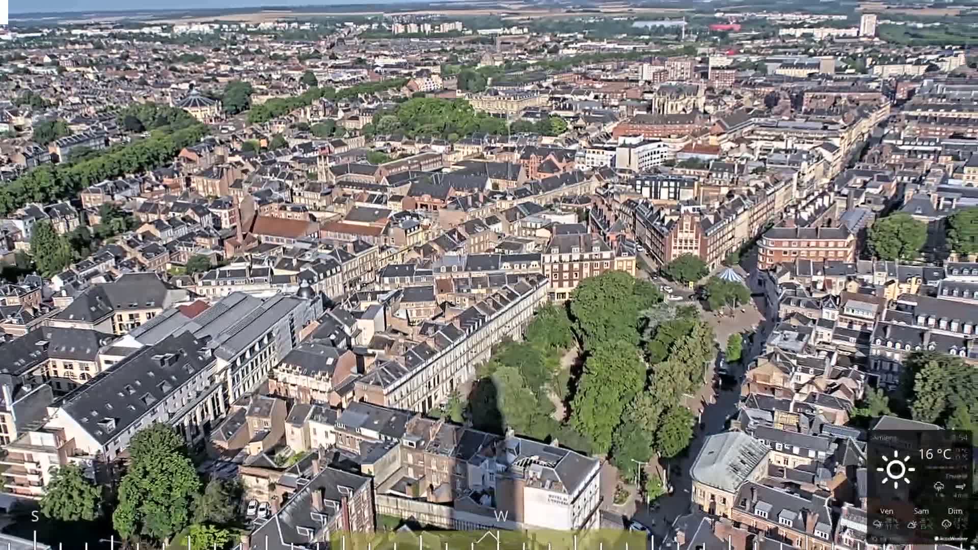 Amiens City Panaromic Skyline PTZ Live Cam - Amiens, Somme, Hauts-de-France, France