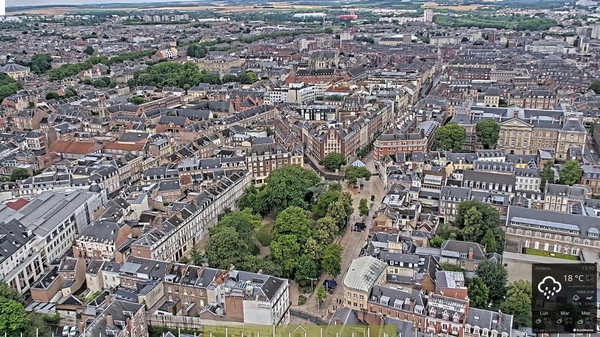 Amiens City Panaromic Skyline PTZ Live Cam - Amiens, Somme, Hauts-de-France, France