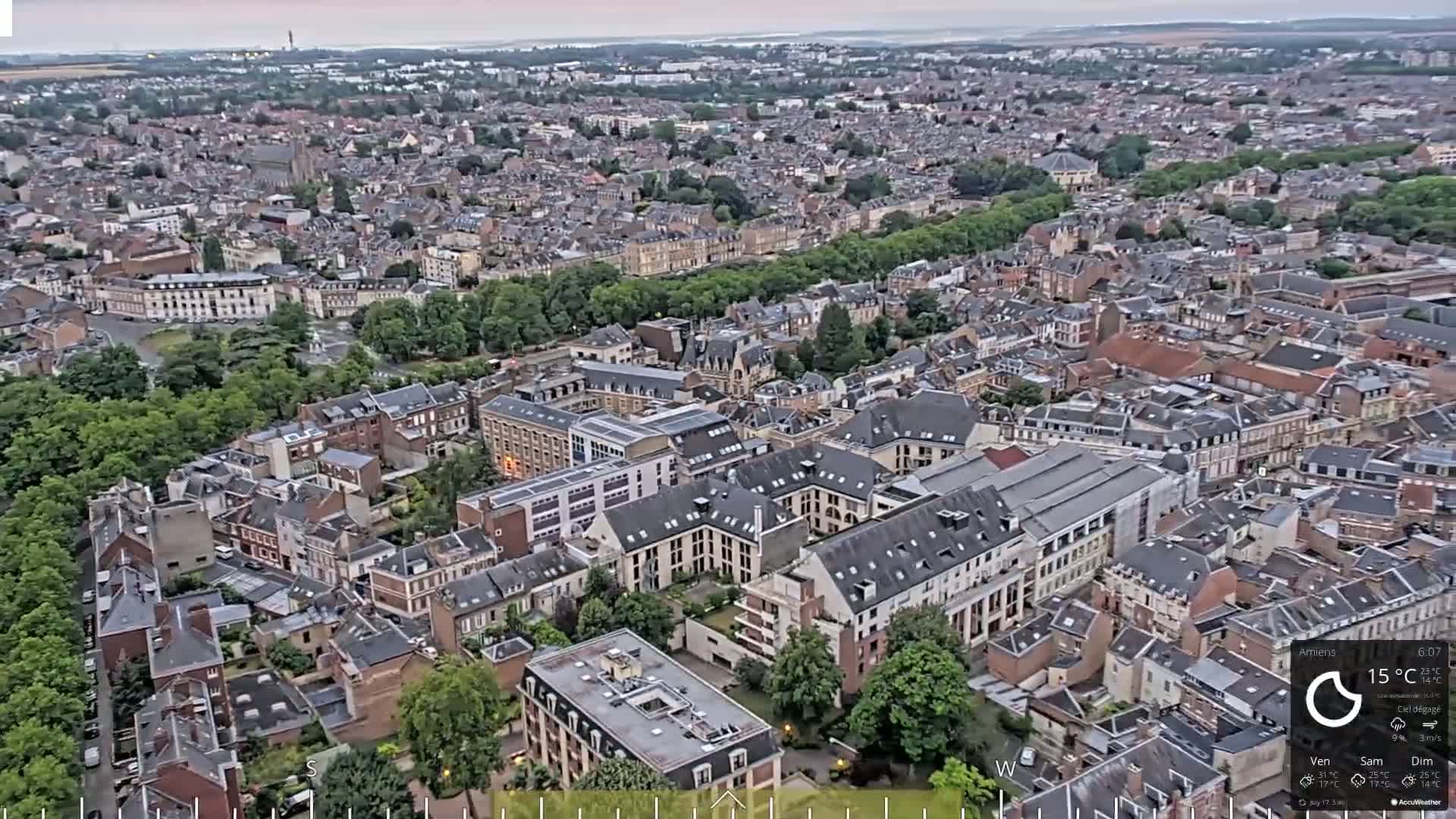 Amiens City Panaromic Skyline PTZ Live Cam - Amiens, Somme, Hauts-de-France, France