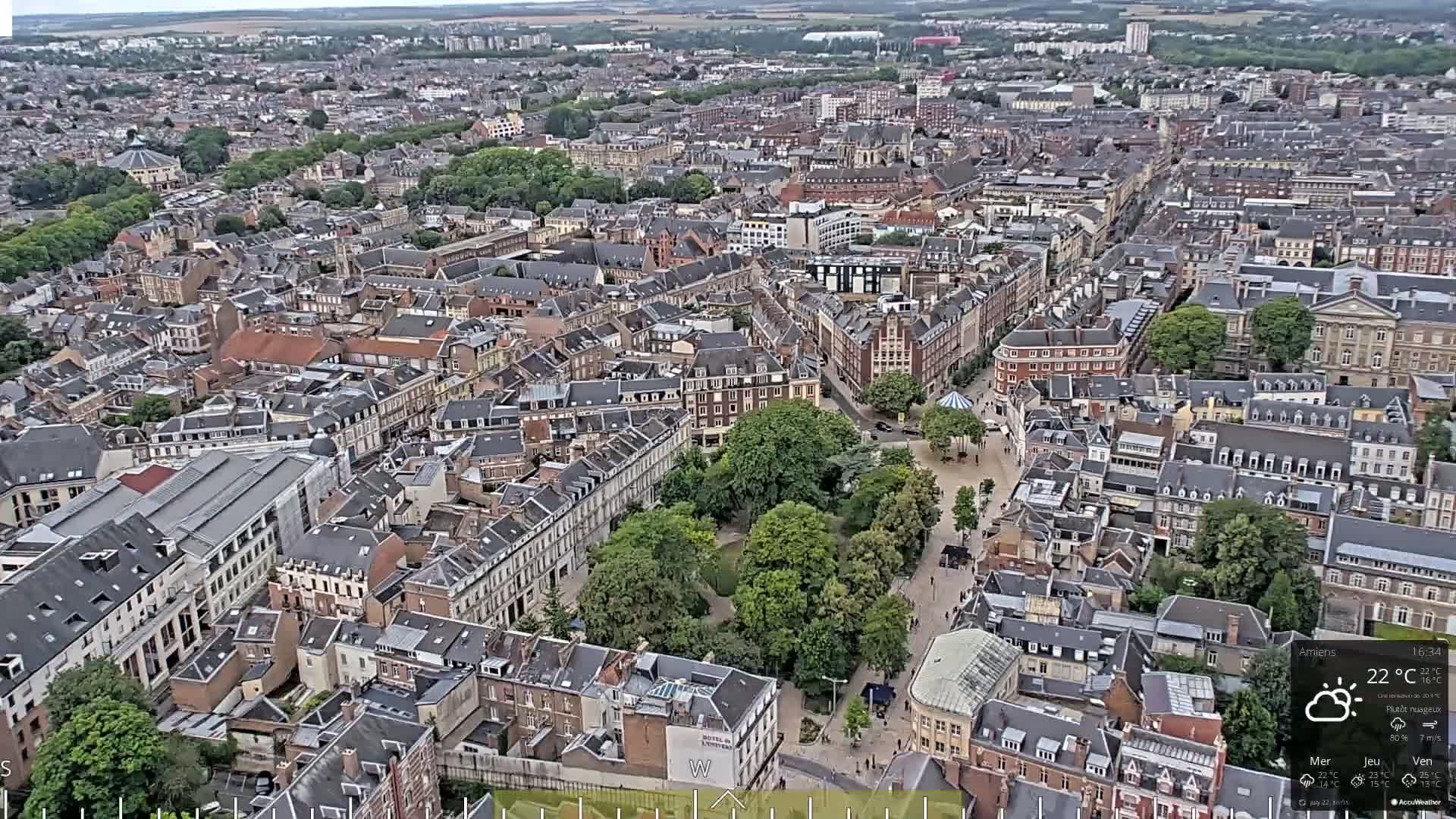 Amiens City Panaromic Skyline PTZ Live Cam - Amiens, Somme, Hauts-de-France, France