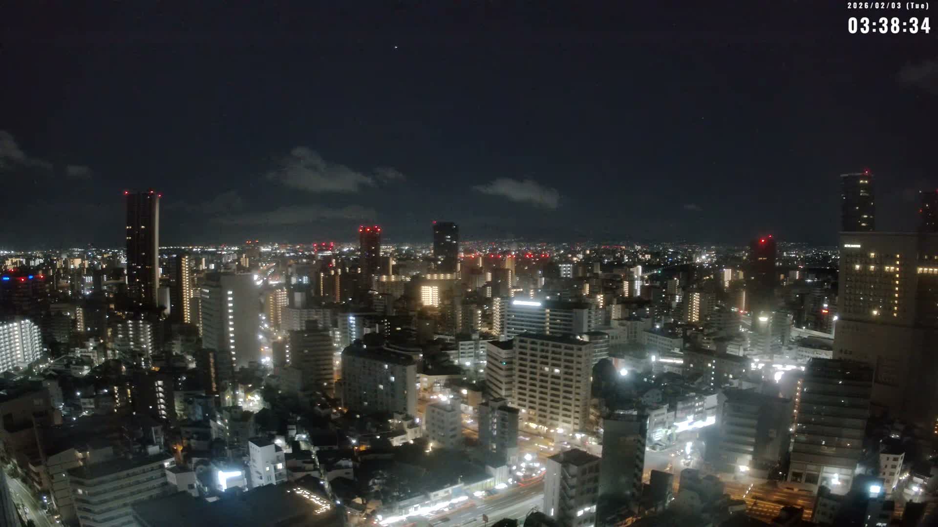 Osaka Downtown Skyline ( 大阪ダウンタウンのスカイライン ) Live Cam - 1 Chome, Fukushima, Fukushima Ward, Osaka, Kansai, Honshu, Japan 