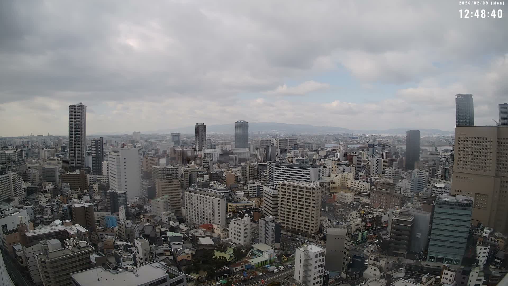 Osaka Downtown Skyline ( 大阪ダウンタウンのスカイライン ) Live Cam - 1 Chome, Fukushima, Fukushima Ward, Osaka, Kansai, Honshu, Japan 