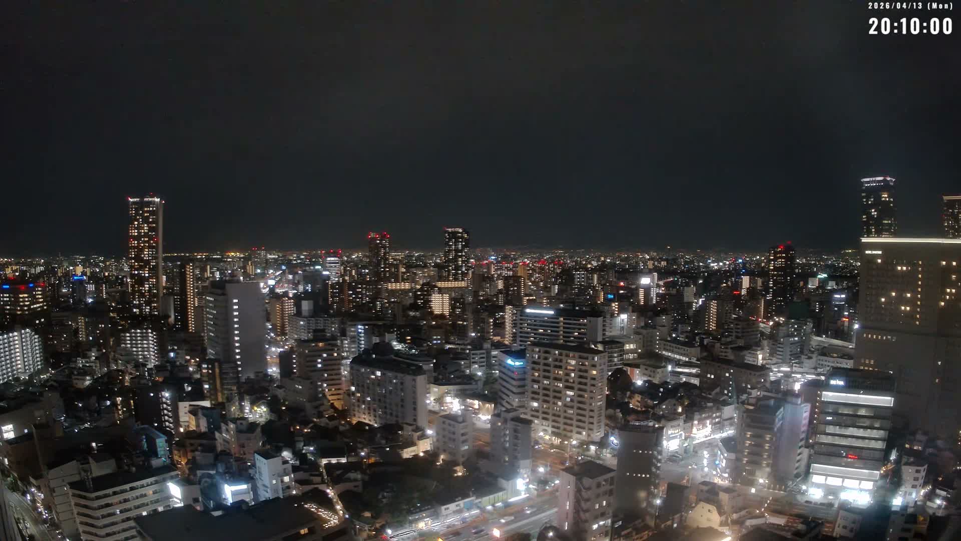 Osaka Downtown Skyline ( 大阪ダウンタウンのスカイライン ) Live Cam - 1 Chome, Fukushima, Fukushima Ward, Osaka, Kansai, Honshu, Japan 