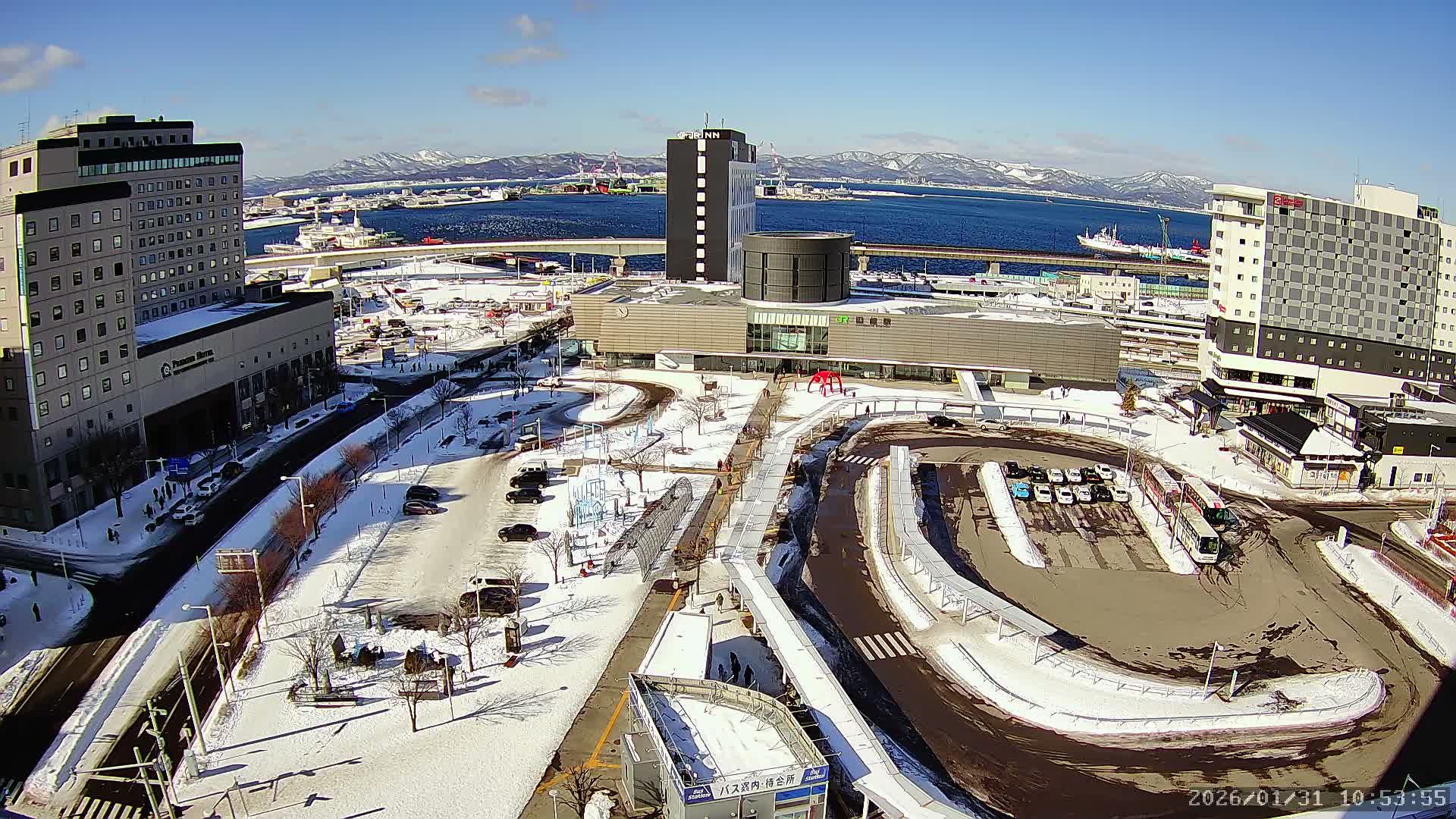 Hakodate, Hakodate Station Square &  Port Of Hakodate Bay ( 函館、函館駅前広場、函館湾 )Live Cam - Wakamatsucho, Hakodate, Oshima, Hokkaido, Japan