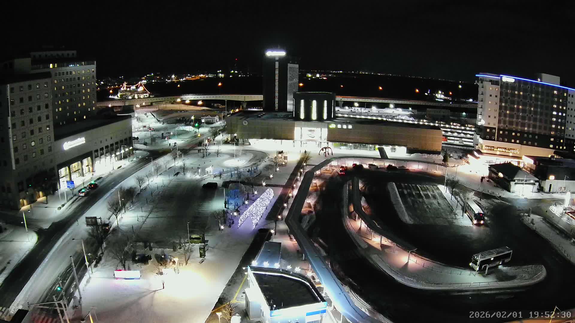 Hakodate, Hakodate Station Square &  Port Of Hakodate Bay ( 函館、函館駅前広場、函館湾 )Live Cam - Wakamatsucho, Hakodate, Oshima, Hokkaido, Japan