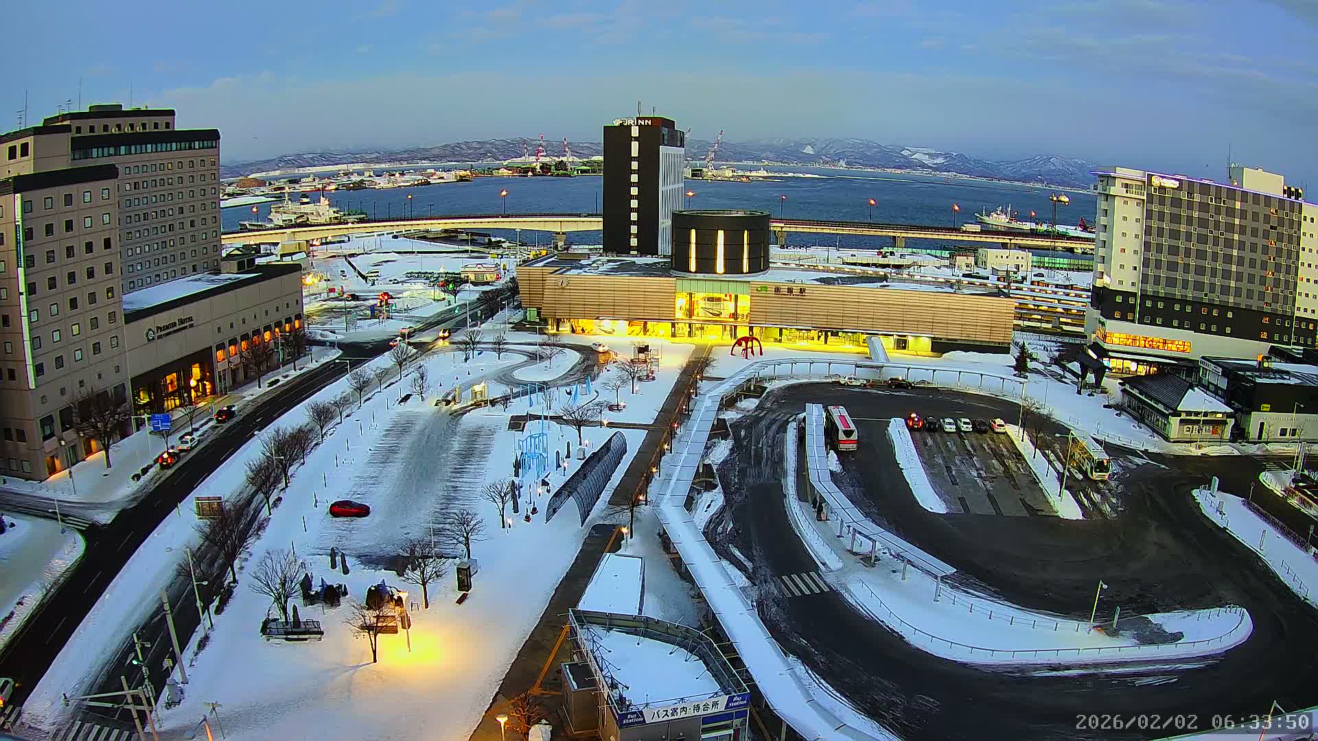 Hakodate, Hakodate Station Square &  Port Of Hakodate Bay ( 函館、函館駅前広場、函館湾 )Live Cam - Wakamatsucho, Hakodate, Oshima, Hokkaido, Japan