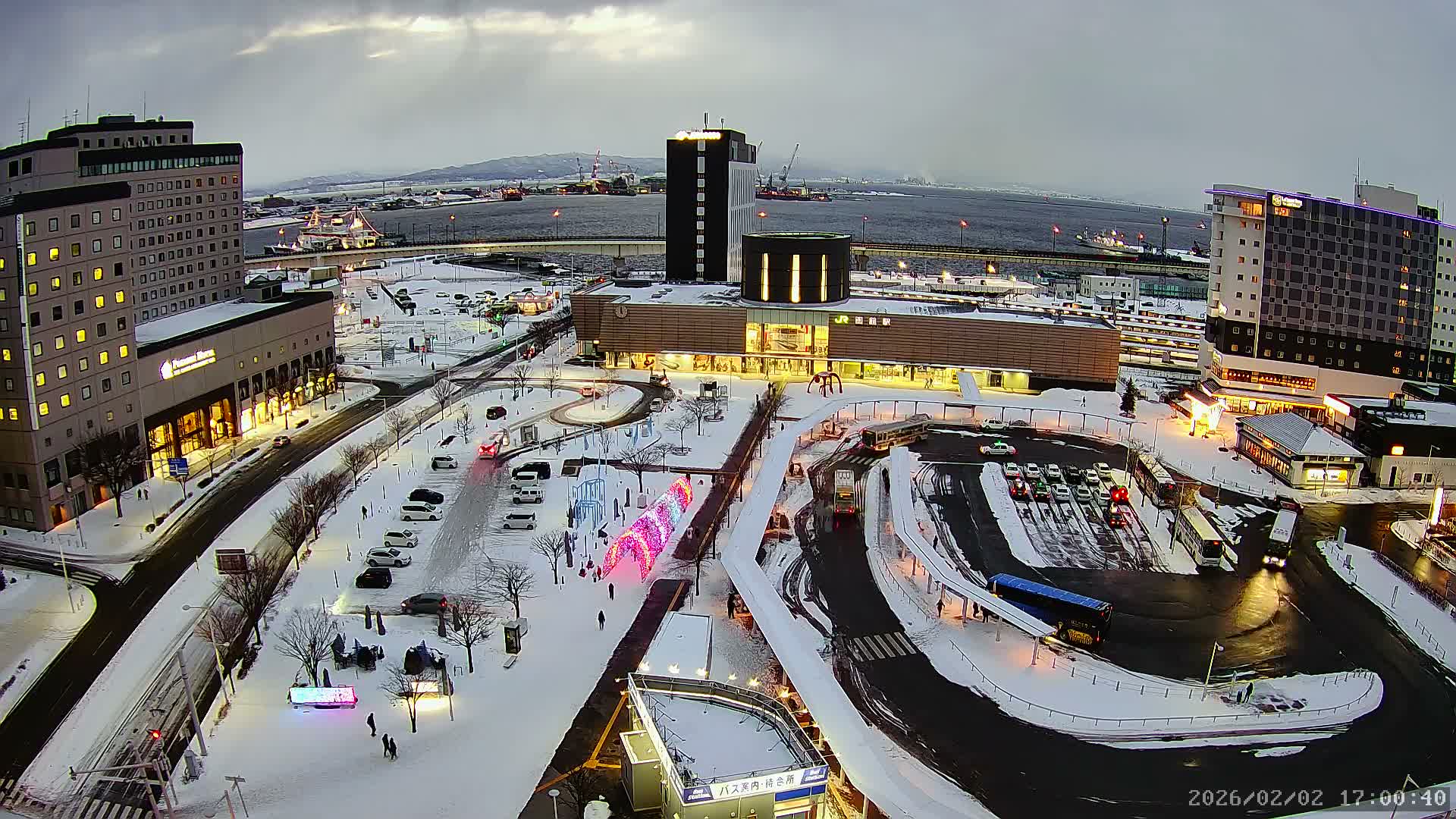 Hakodate, Hakodate Station Square &  Port Of Hakodate Bay ( 函館、函館駅前広場、函館湾 )Live Cam - Wakamatsucho, Hakodate, Oshima, Hokkaido, Japan