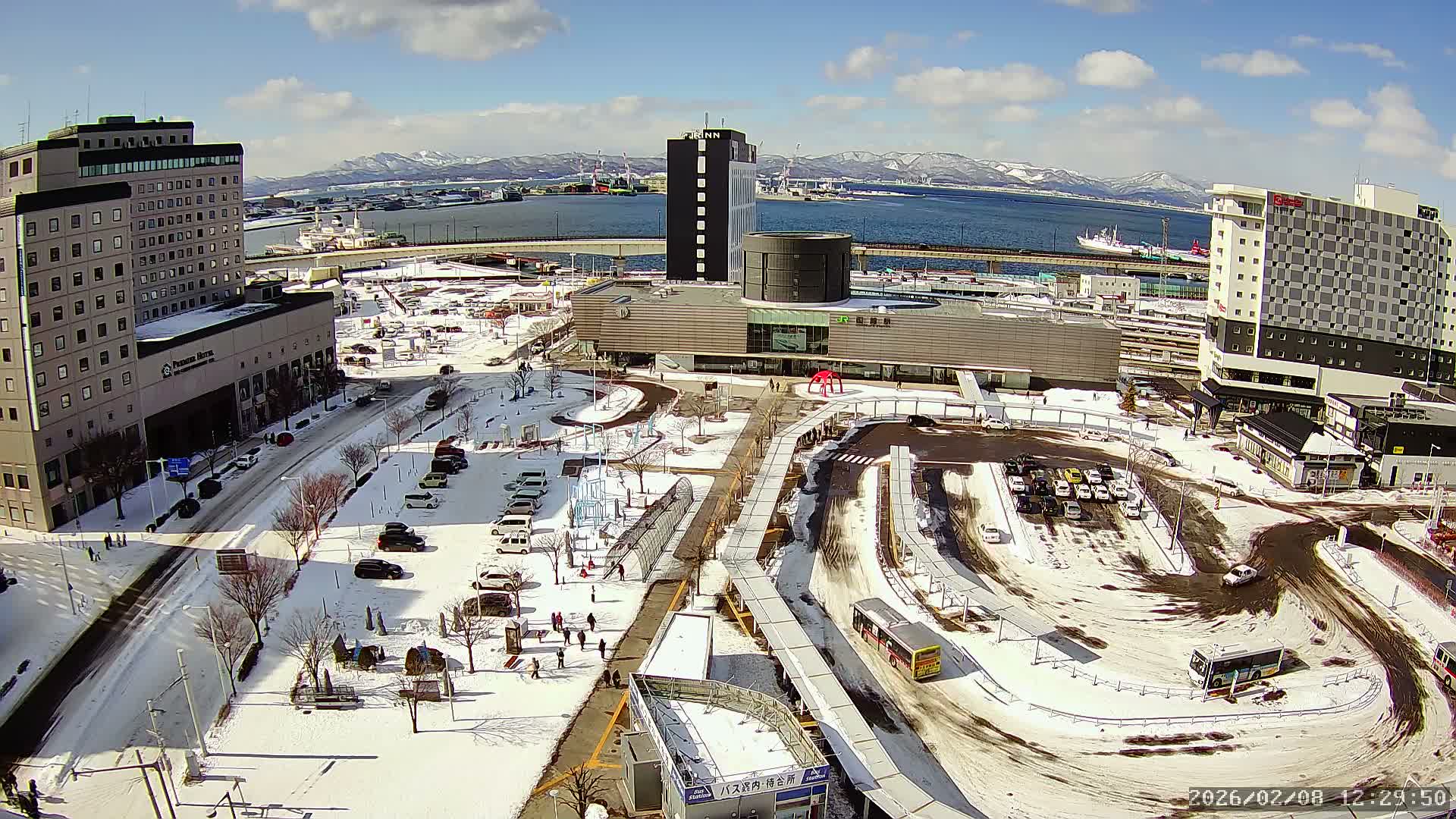Hakodate, Hakodate Station Square &  Port Of Hakodate Bay ( 函館、函館駅前広場、函館湾 )Live Cam - Wakamatsucho, Hakodate, Oshima, Hokkaido, Japan