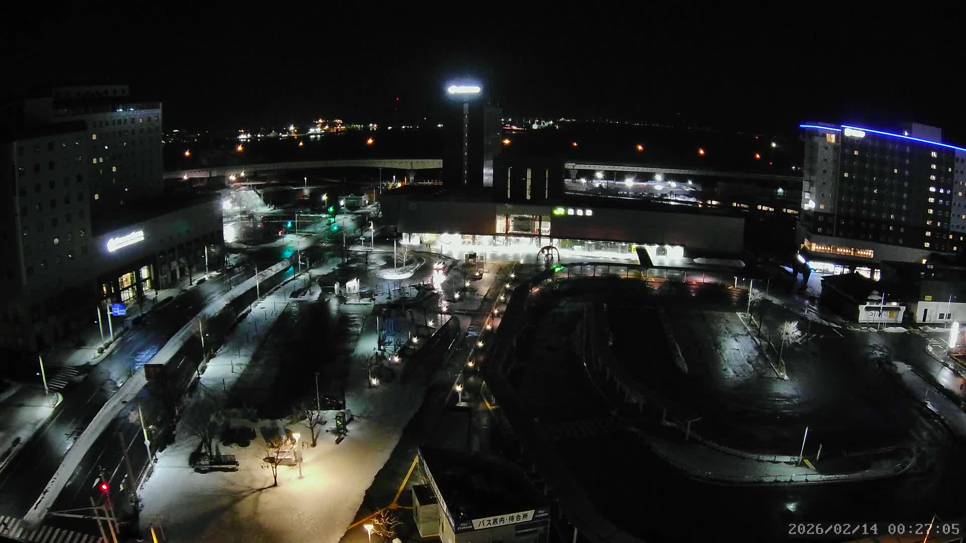 Hakodate, Hakodate Station Square &  Port Of Hakodate Bay ( 函館、函館駅前広場、函館湾 )Live Cam - Wakamatsucho, Hakodate, Oshima, Hokkaido, Japan
