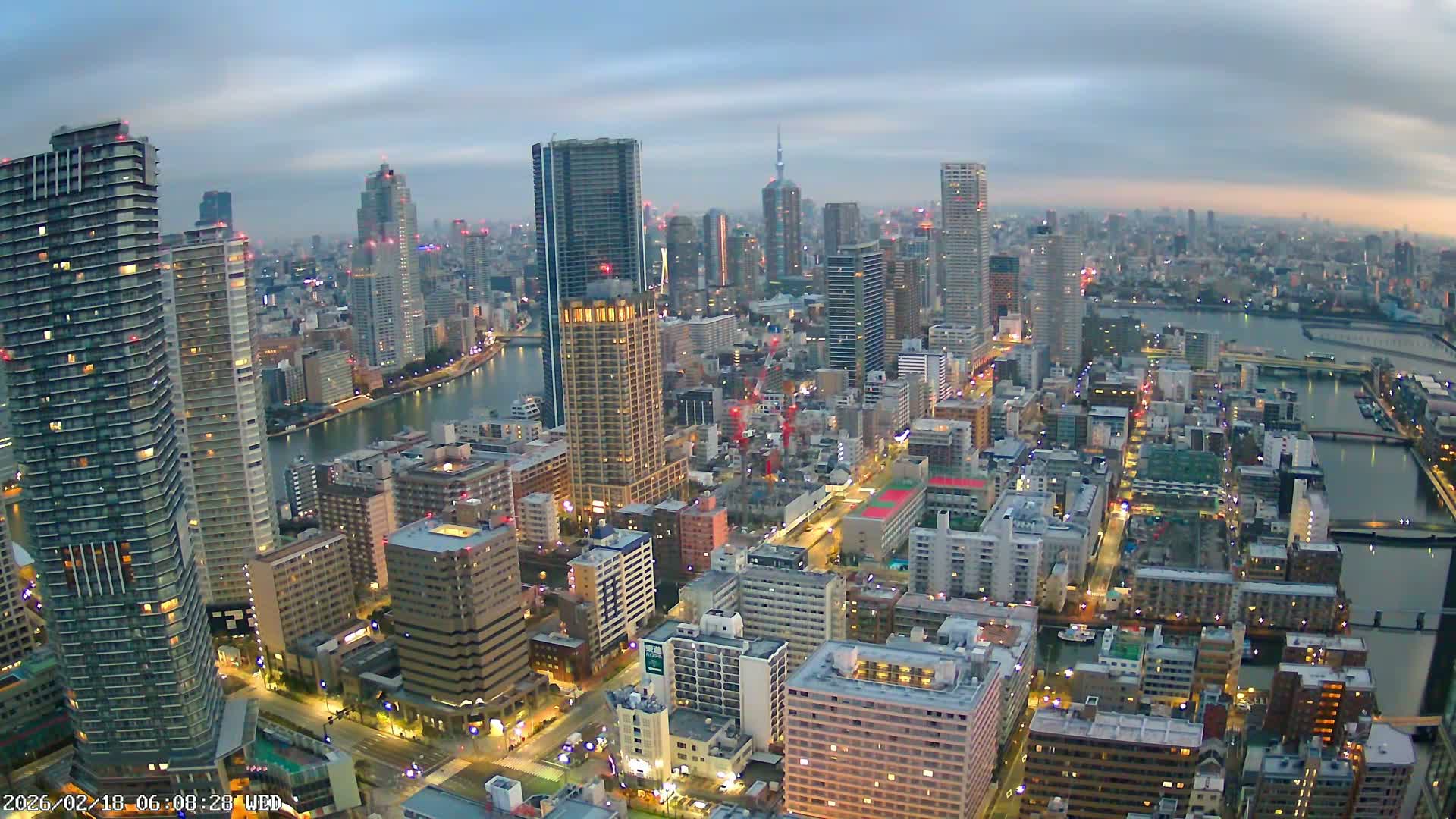 Tokyo, Kachidoki, Sumida River & Tokyo Downtown Skyline towards North View from Kachidoki ( 東京、勝どき、隅田川、北に向かう東京の下町のスカイライン 勝どきからの眺め )Live Cam - 4 Chome, Kachidoki, Chuo ku, Tokyo, Kantō, Honshu, Japan