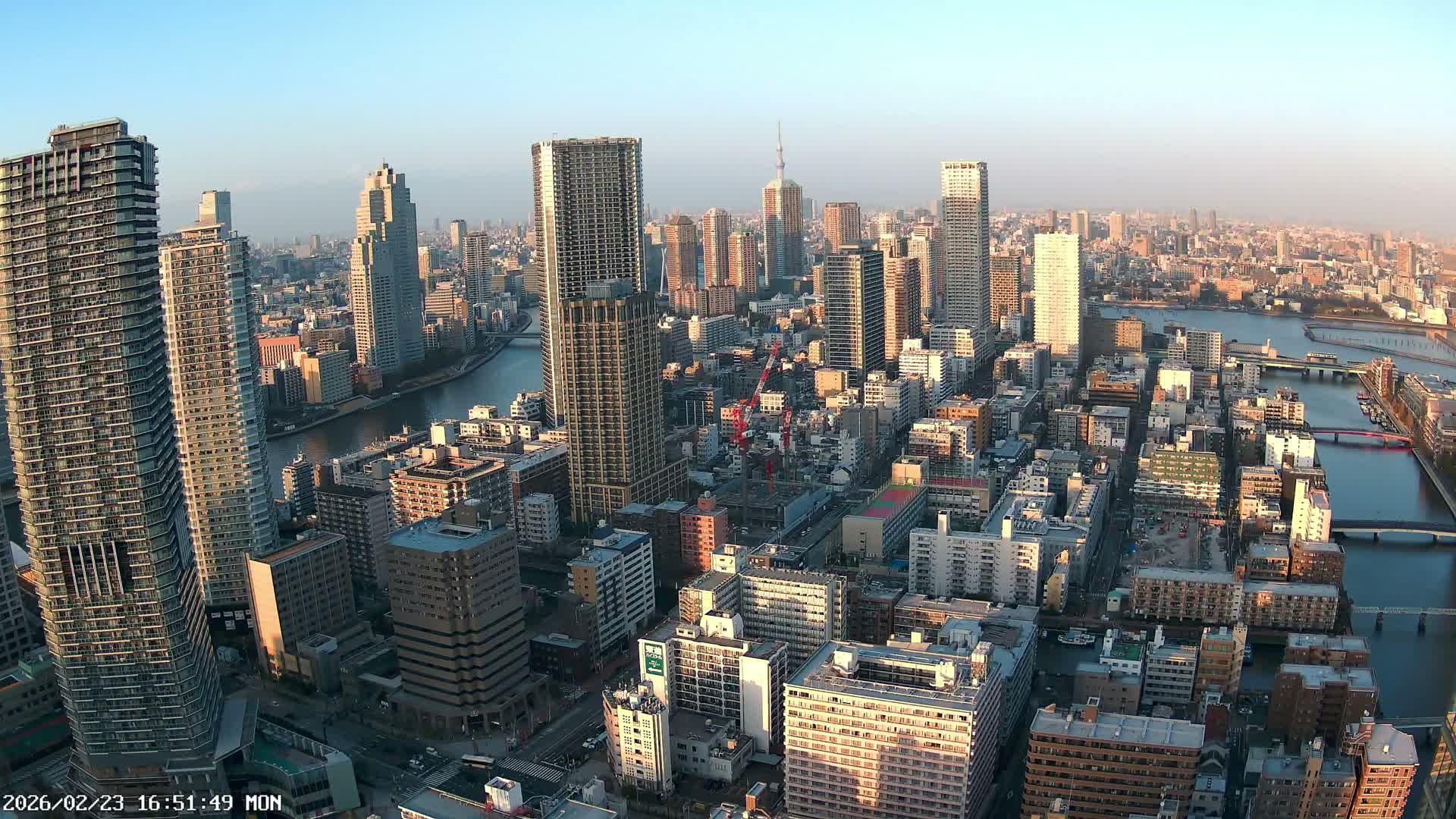 Tokyo, Kachidoki, Sumida River & Tokyo Downtown Skyline towards North View from Kachidoki ( 東京、勝どき、隅田川、北に向かう東京の下町のスカイライン 勝どきからの眺め )Live Cam - 4 Chome, Kachidoki, Chuo ku, Tokyo, Kantō, Honshu, Japan
