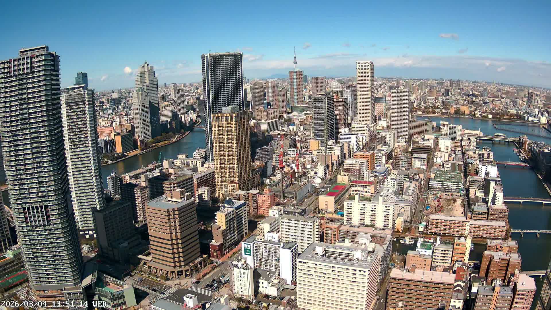 Tokyo, Kachidoki, Sumida River & Tokyo Downtown Skyline towards North View from Kachidoki ( 東京、勝どき、隅田川、北に向かう東京の下町のスカイライン 勝どきからの眺め )Live Cam - 4 Chome, Kachidoki, Chuo ku, Tokyo, Kantō, Honshu, Japan
