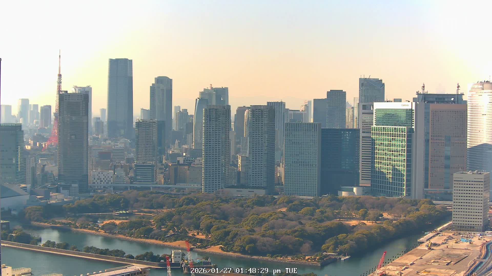 Tokyo, Tokyo Tower / Hama-rikyu Gardens & Minato Skyline View from Kachidoki ( 東京、東京タワー/浜離宮恩賜庭園と勝どきからの港スカイラインの眺め ) Live Cam- 5 Chome, Kachidoki, Chuo ku, Tokyo, Kantō, Honshu, Japan