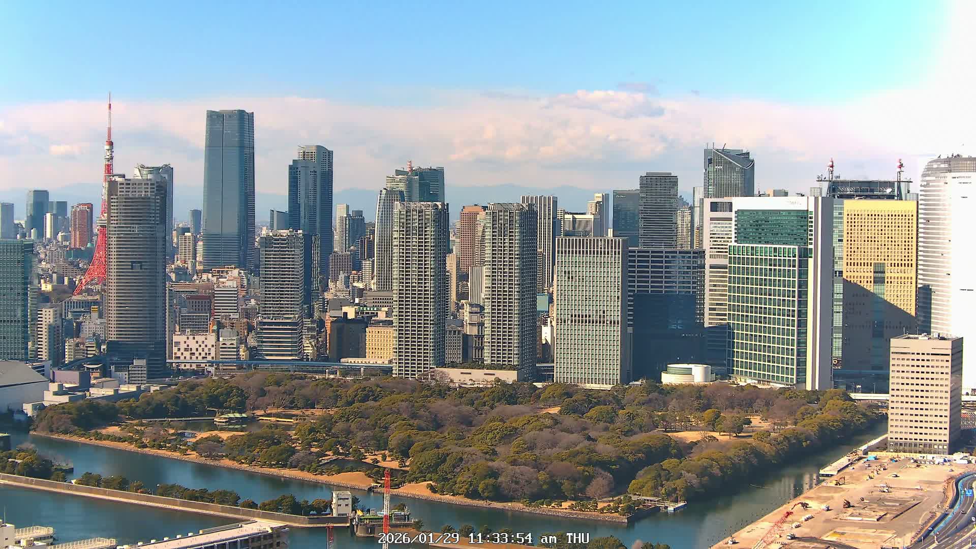 Tokyo, Tokyo Tower / Hama-rikyu Gardens & Minato Skyline View from Kachidoki ( 東京、東京タワー/浜離宮恩賜庭園と勝どきからの港スカイラインの眺め ) Live Cam- 5 Chome, Kachidoki, Chuo ku, Tokyo, Kantō, Honshu, Japan
