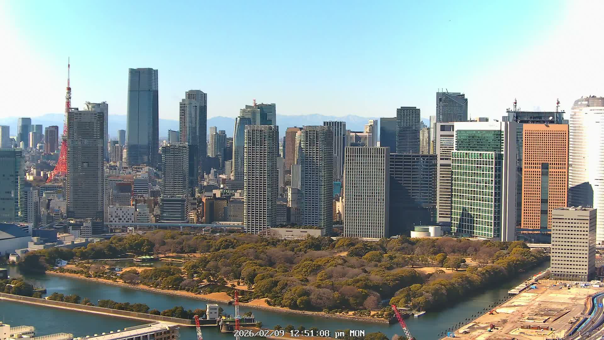 Tokyo, Tokyo Tower / Hama-rikyu Gardens & Minato Skyline View from Kachidoki ( 東京、東京タワー/浜離宮恩賜庭園と勝どきからの港スカイラインの眺め ) Live Cam- 5 Chome, Kachidoki, Chuo ku, Tokyo, Kantō, Honshu, Japan