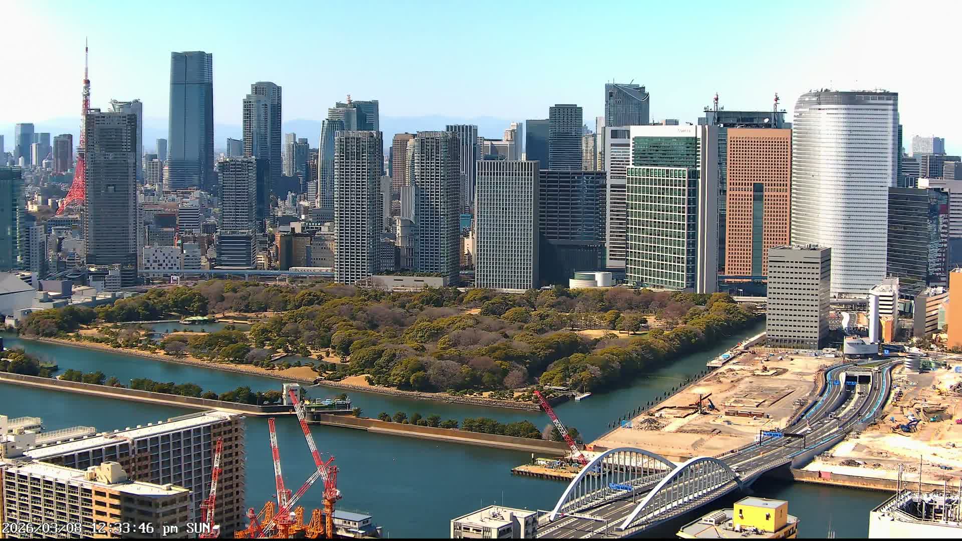 Tokyo, Tokyo Tower / Hama-rikyu Gardens & Minato Skyline View from Kachidoki ( 東京、東京タワー/浜離宮恩賜庭園と勝どきからの港スカイラインの眺め ) Live Cam- 5 Chome, Kachidoki, Chuo ku, Tokyo, Kantō, Honshu, Japan