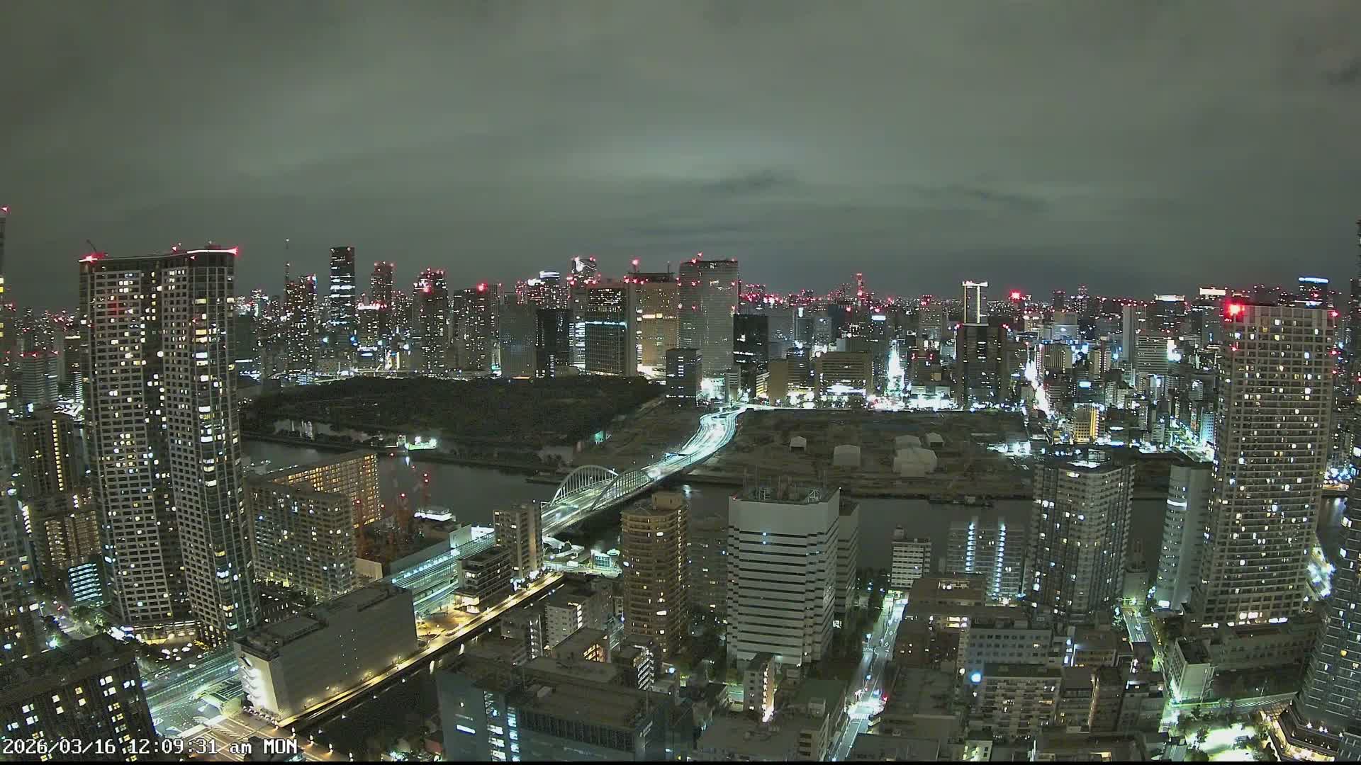 Tokyo, Tokyo Tower / Hama-rikyu Gardens & Minato Skyline View from Kachidoki ( 東京、東京タワー/浜離宮恩賜庭園と勝どきからの港スカイラインの眺め ) Live Cam- 5 Chome, Kachidoki, Chuo ku, Tokyo, Kantō, Honshu, Japan