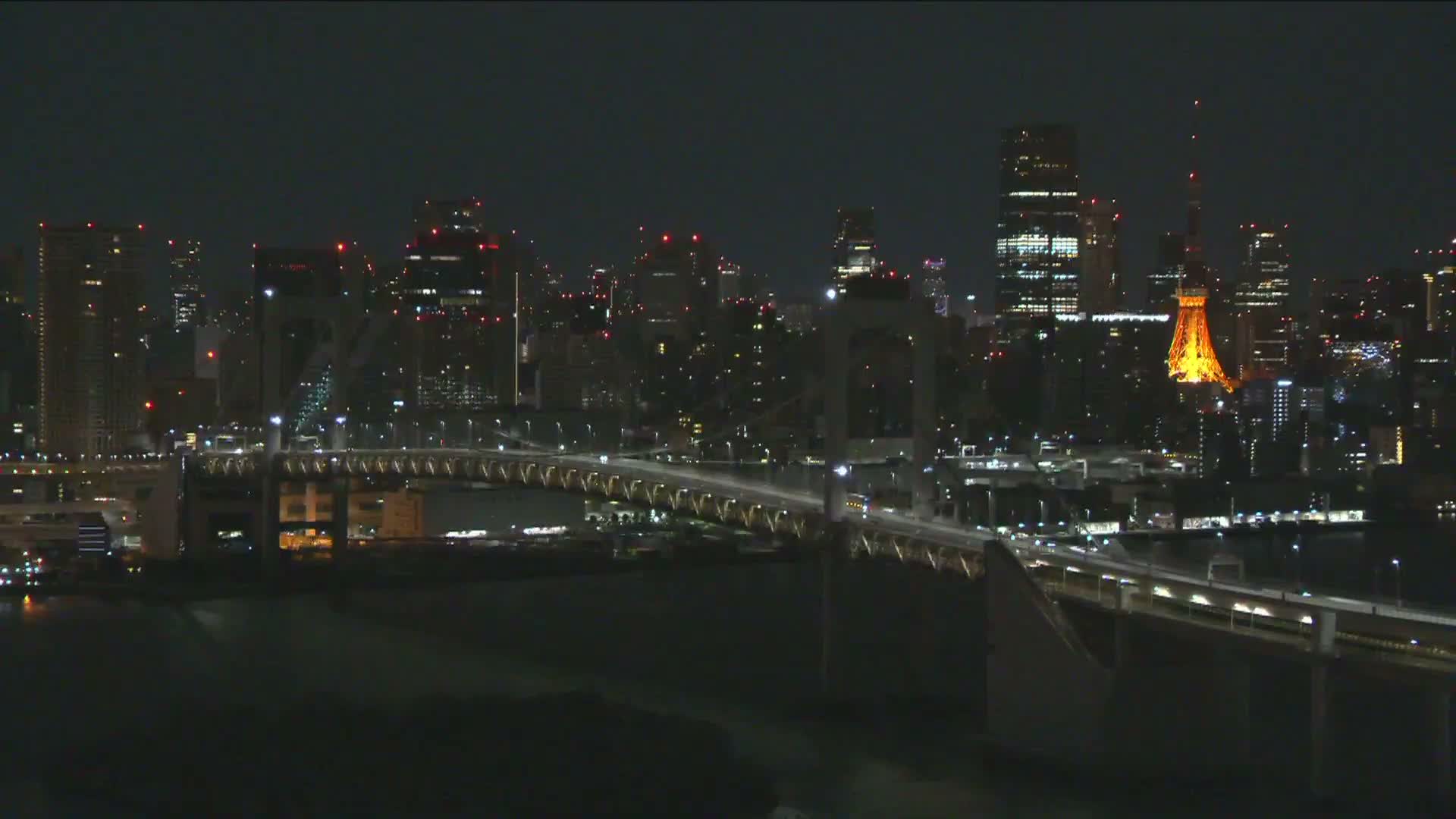 Tokyo PTZ Skyline , Tokyo Bay & Rainbow Bridge Daiba Entrance ( 東京PTZスカイライン、東京湾＆レインボーブリッジ台場入口 )  Live Cam - 2 Chome, Daiba, Odaiba, Minato-ku, Tokyo, Kantō, Honshu, Japan