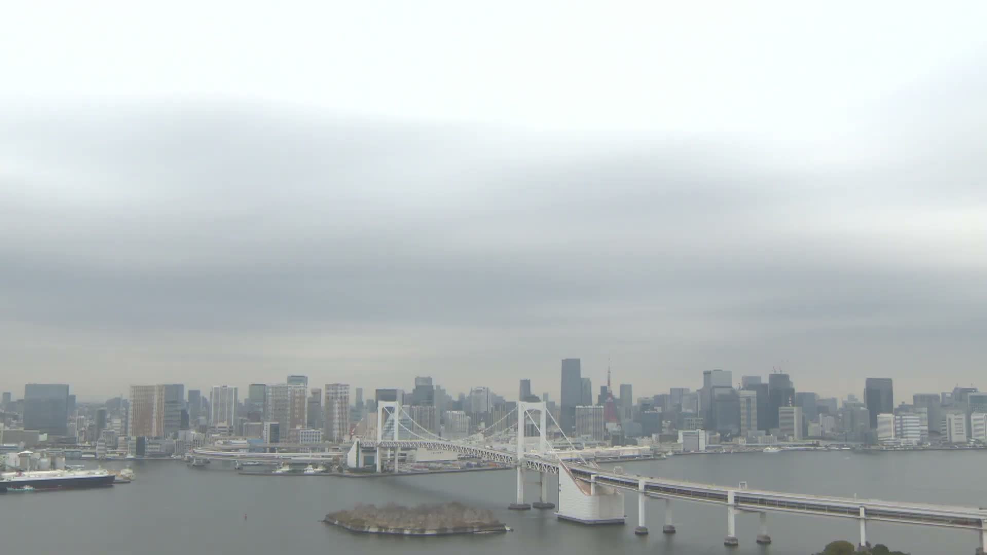 Tokyo PTZ Skyline , Tokyo Bay & Rainbow Bridge Daiba Entrance ( 東京PTZスカイライン、東京湾＆レインボーブリッジ台場入口 )  Live Cam - 2 Chome, Daiba, Odaiba, Minato-ku, Tokyo, Kantō, Honshu, Japan