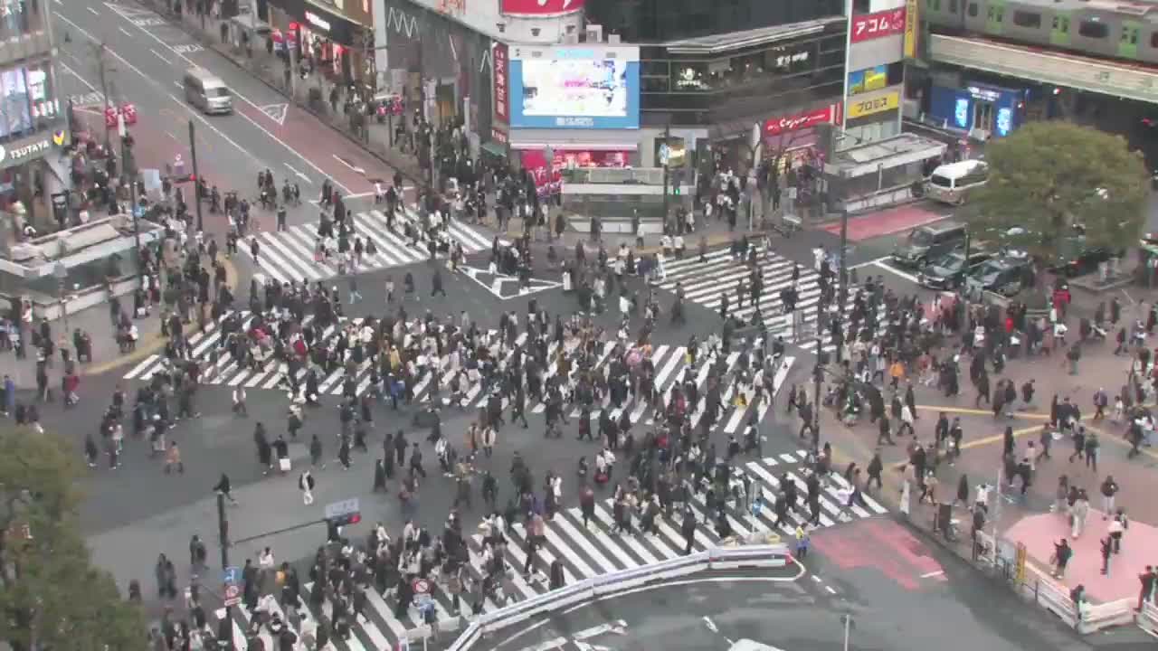 Tokyo, Shibuya Scramble Crossing Live Cam ( 東京、渋谷スクランブル交差点 )  Live Cam - Dogenzaka, Shibuya-ku, Tokyo, Kantō, Honshu, Japan