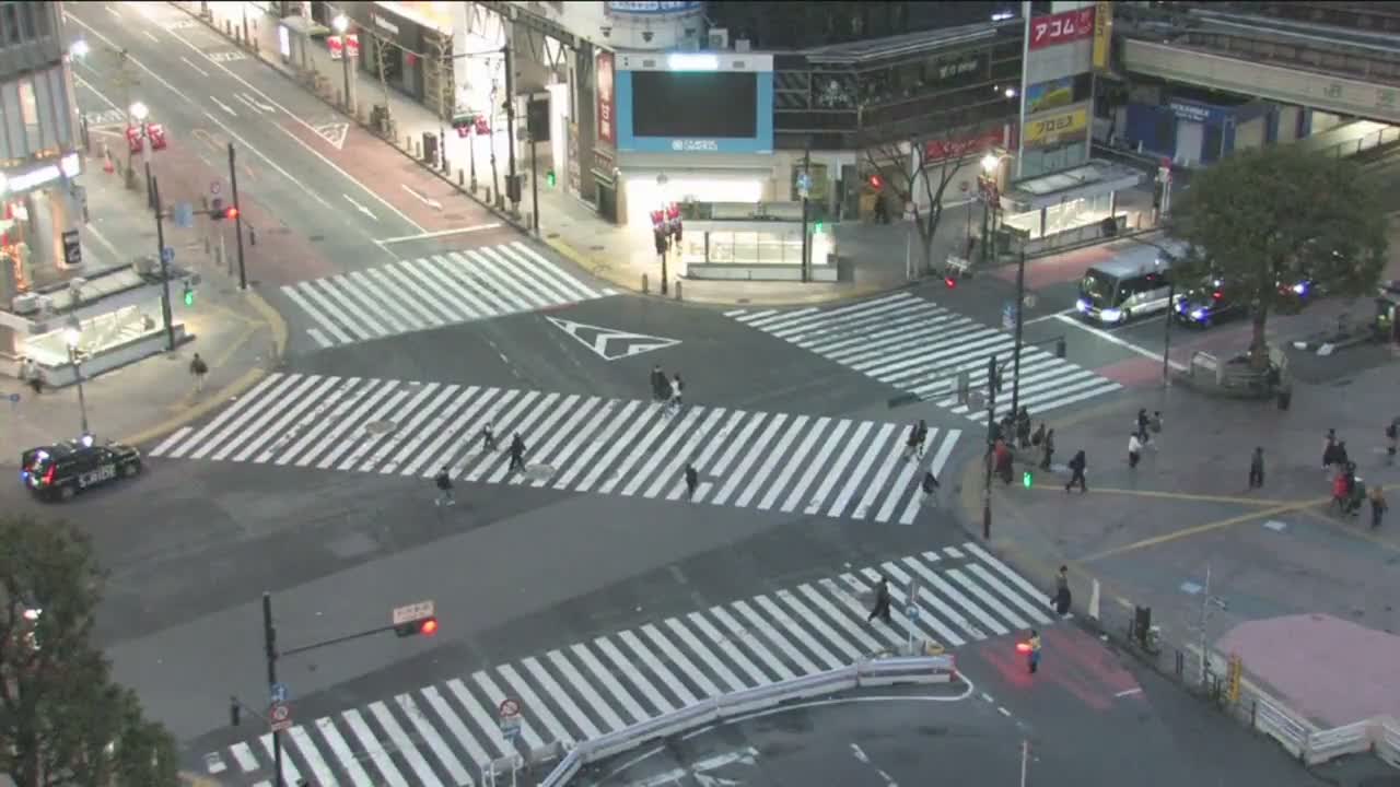 Tokyo, Shibuya Scramble Crossing Live Cam ( 東京、渋谷スクランブル交差点 )  Live Cam - Dogenzaka, Shibuya-ku, Tokyo, Kantō, Honshu, Japan