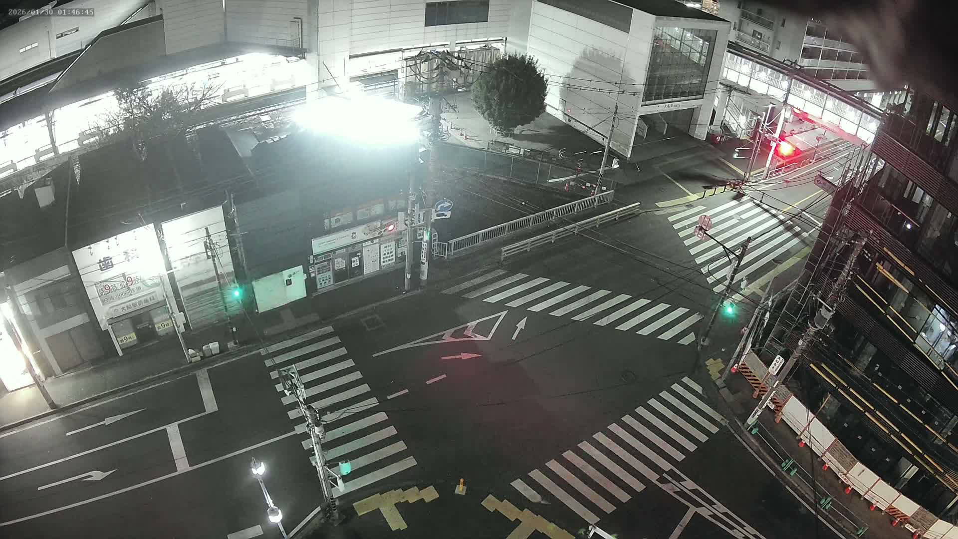 Kanagawa, Kamakura, Ofuna JR Train Station & Shochiku Street / Kanagawa Prefectural Rte 203 Junction ( 神奈川・鎌倉・大船 JR駅＆松竹通り／神奈川県道203ジャンクション )  Live Cam - 1 Chome, Ofuna, Kamakura, Kanagawa, Kanto, Honshu, Japan