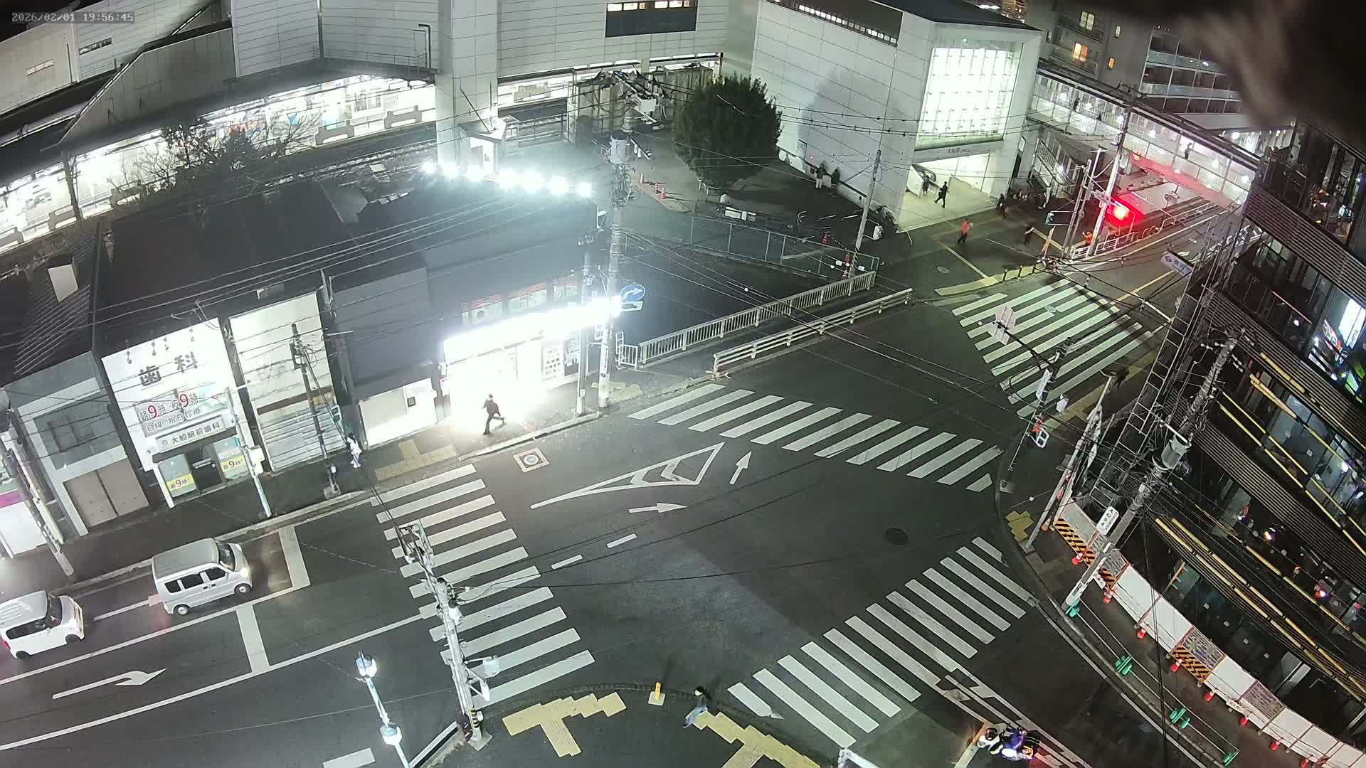 Kanagawa, Kamakura, Ofuna JR Train Station & Shochiku Street / Kanagawa Prefectural Rte 203 Junction ( 神奈川・鎌倉・大船 JR駅＆松竹通り／神奈川県道203ジャンクション )  Live Cam - 1 Chome, Ofuna, Kamakura, Kanagawa, Kanto, Honshu, Japan