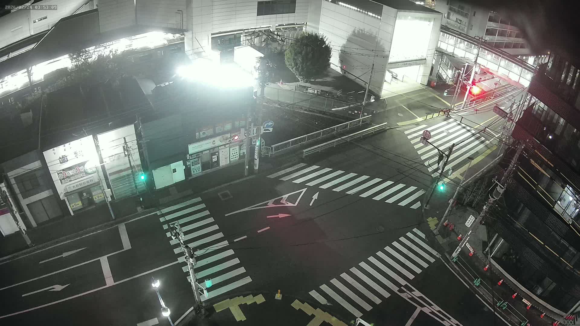 Kanagawa, Kamakura, Ofuna JR Train Station & Shochiku Street / Kanagawa Prefectural Rte 203 Junction ( 神奈川・鎌倉・大船 JR駅＆松竹通り／神奈川県道203ジャンクション )  Live Cam - 1 Chome, Ofuna, Kamakura, Kanagawa, Kanto, Honshu, Japan