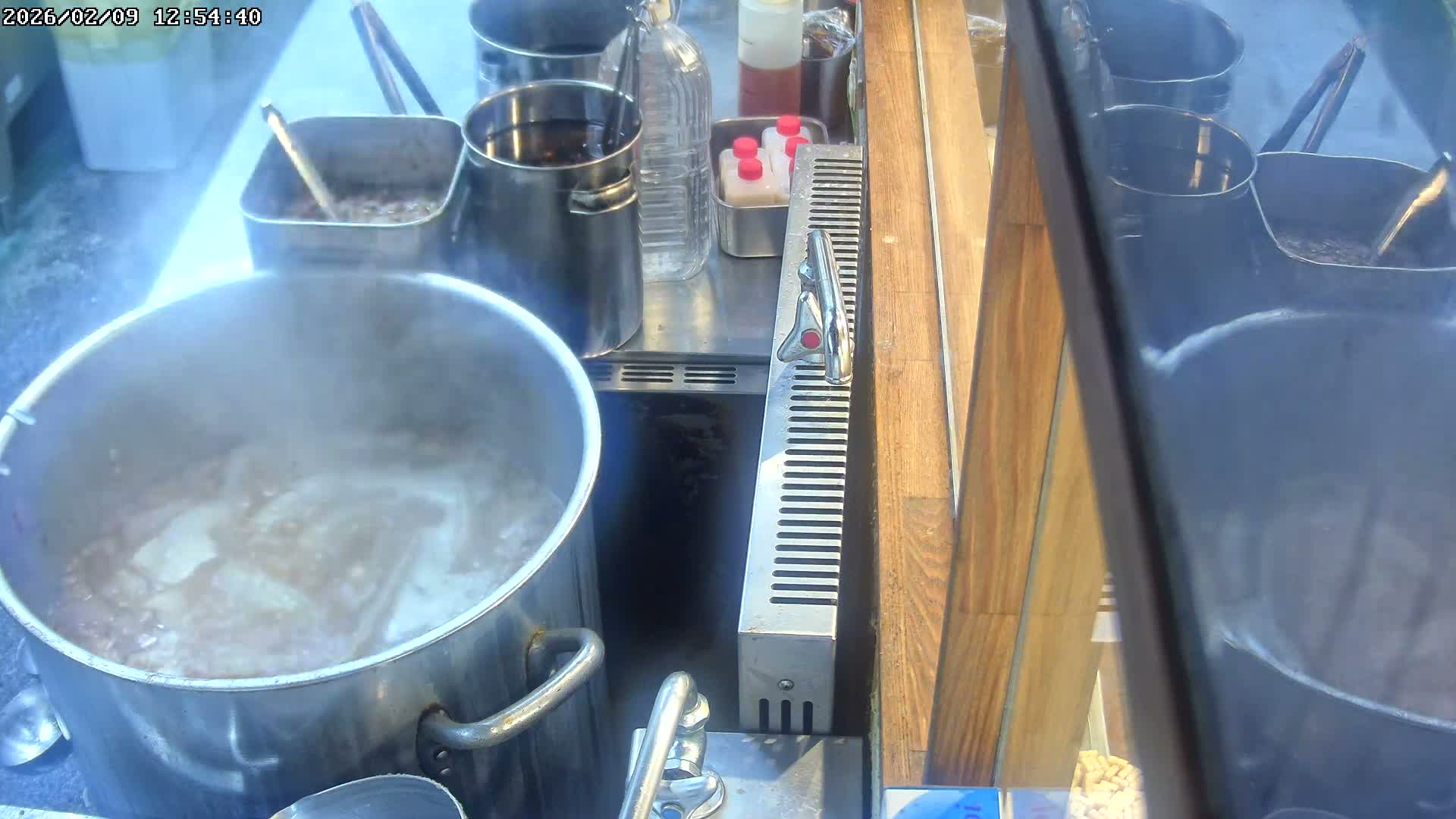 Saitama, Kawaguchi, Ramen Hyakuninriki Japanese Ramen Kitchen ( 埼玉・川口・ラーメン百人力 日本のラーメンキッチン ) Live Cam - 3 Chome, Namiki, Kawaguchi, Saitama, Kantō, Honshu, Japan