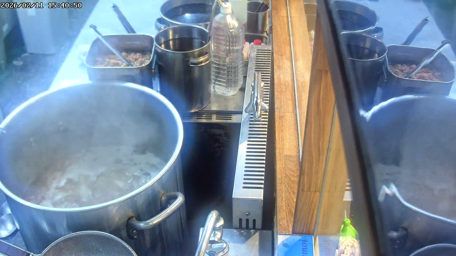 Saitama, Kawaguchi, Ramen Hyakuninriki Japanese Ramen Kitchen ( 埼玉・川口・ラーメン百人力 日本のラーメンキッチン ) Live Cam - 3 Chome, Namiki, Kawaguchi, Saitama, Kantō, Honshu, Japan