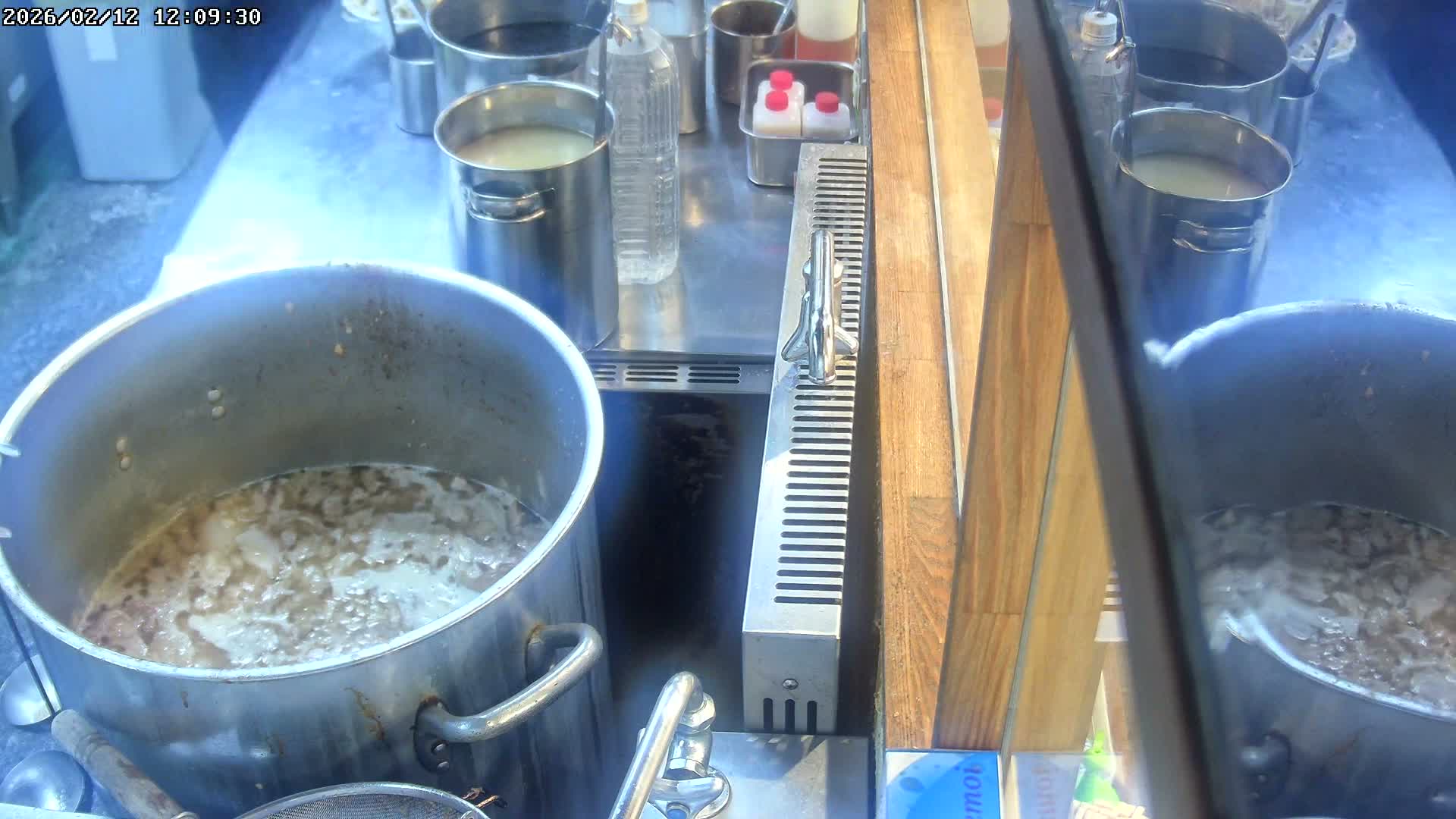 Saitama, Kawaguchi, Ramen Hyakuninriki Japanese Ramen Kitchen ( 埼玉・川口・ラーメン百人力 日本のラーメンキッチン ) Live Cam - 3 Chome, Namiki, Kawaguchi, Saitama, Kantō, Honshu, Japan