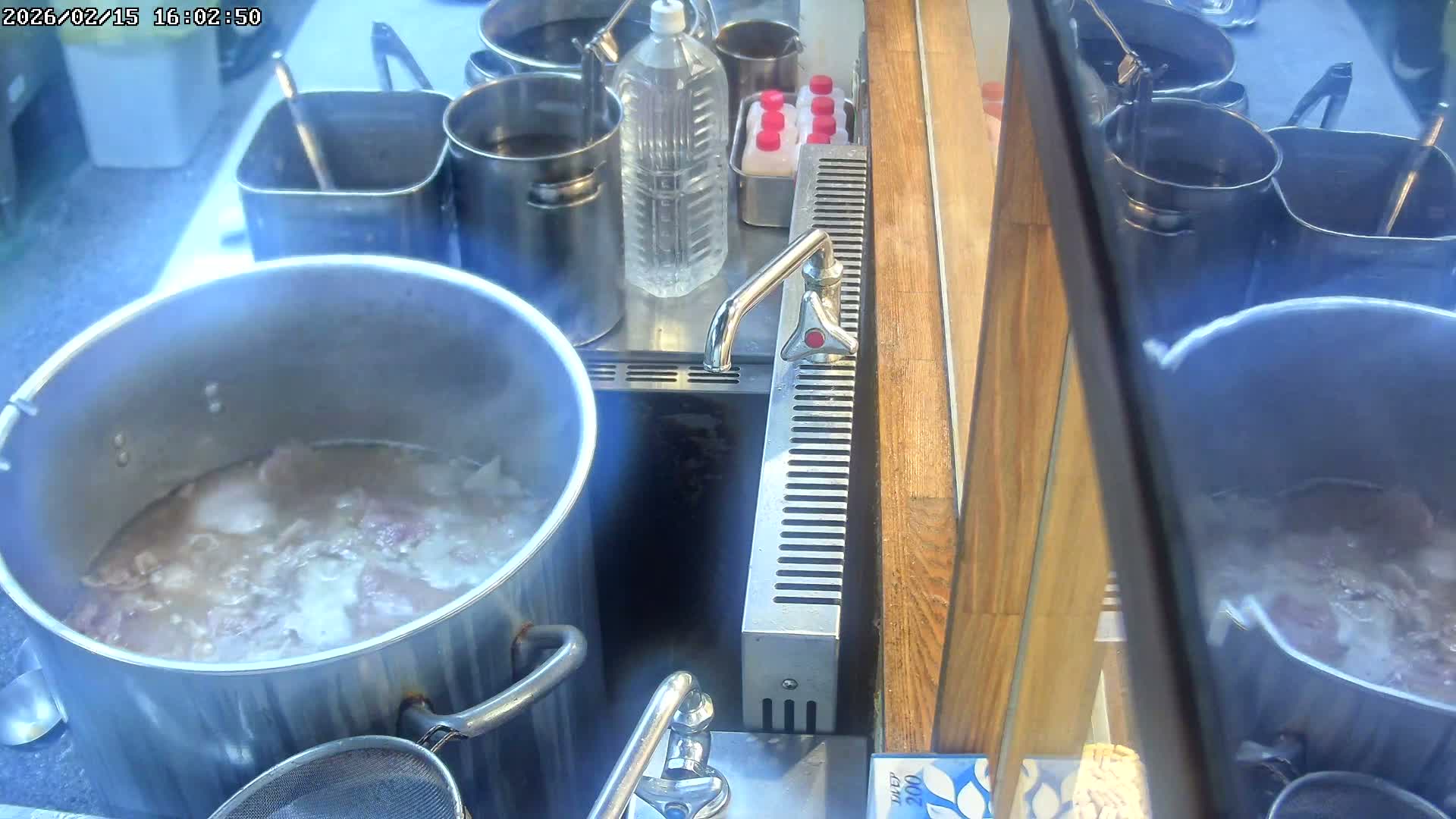 Saitama, Kawaguchi, Ramen Hyakuninriki Japanese Ramen Kitchen ( 埼玉・川口・ラーメン百人力 日本のラーメンキッチン ) Live Cam - 3 Chome, Namiki, Kawaguchi, Saitama, Kantō, Honshu, Japan