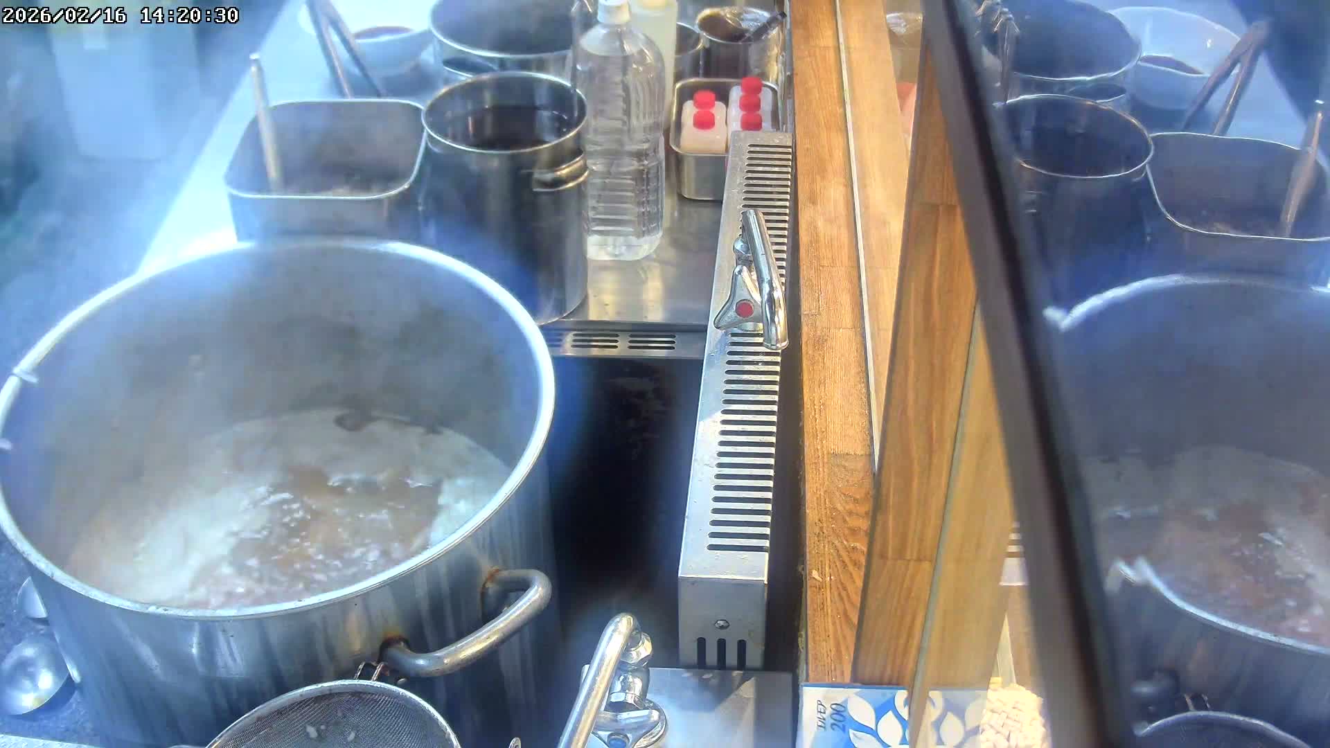 Saitama, Kawaguchi, Ramen Hyakuninriki Japanese Ramen Kitchen ( 埼玉・川口・ラーメン百人力 日本のラーメンキッチン ) Live Cam - 3 Chome, Namiki, Kawaguchi, Saitama, Kantō, Honshu, Japan